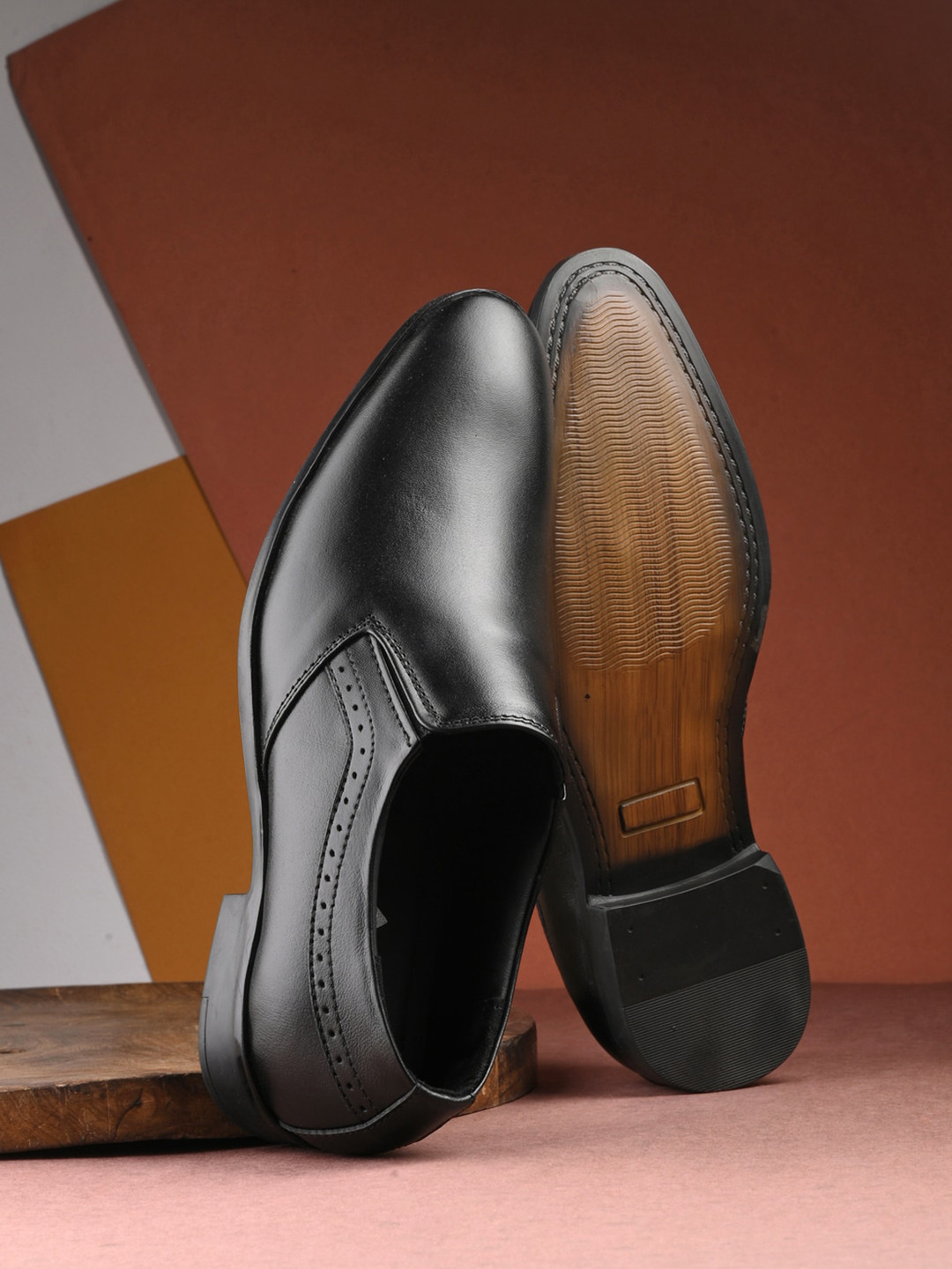 

VIV Men Leather Formal Slip-On Shoes, Black