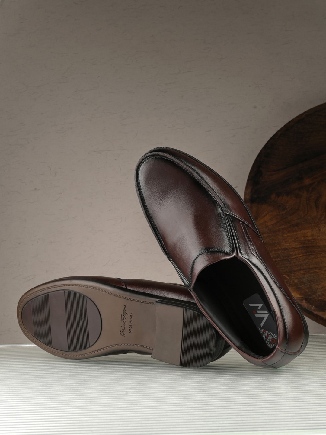 

VIV Men Textured Round Toe Leather Formal Slip-On Shoes, Brown