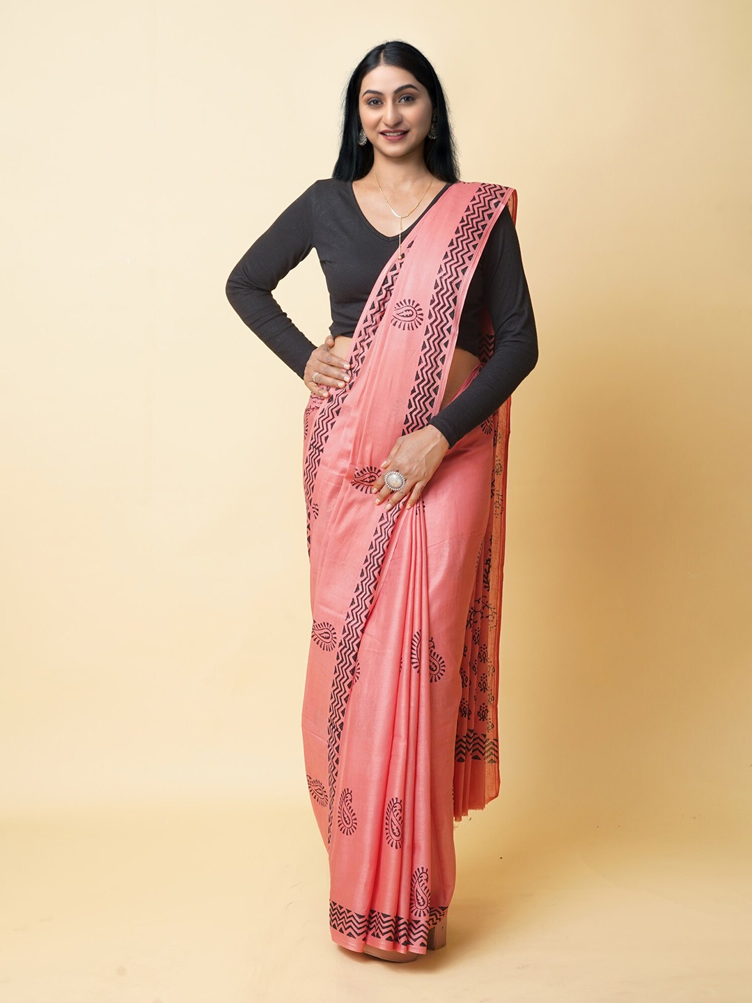 

Unnati Silks Ethnic Motifs Handloom Pure Cotton Block Print Saree, Peach