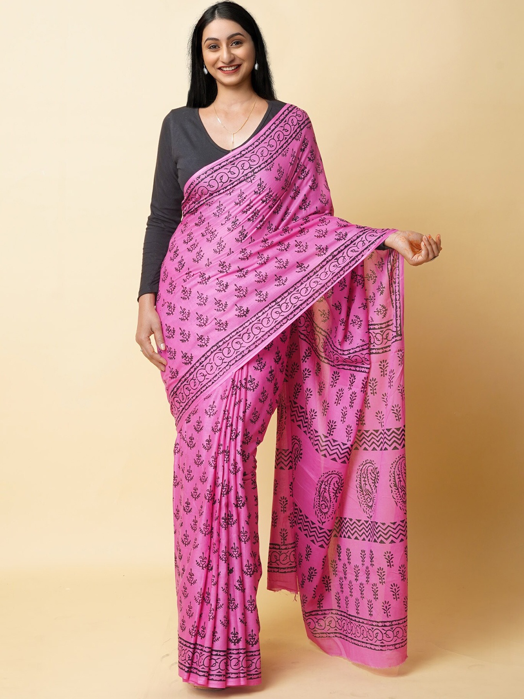 

Unnati Silks Floral Pure Cotton Block Print Saree, Pink