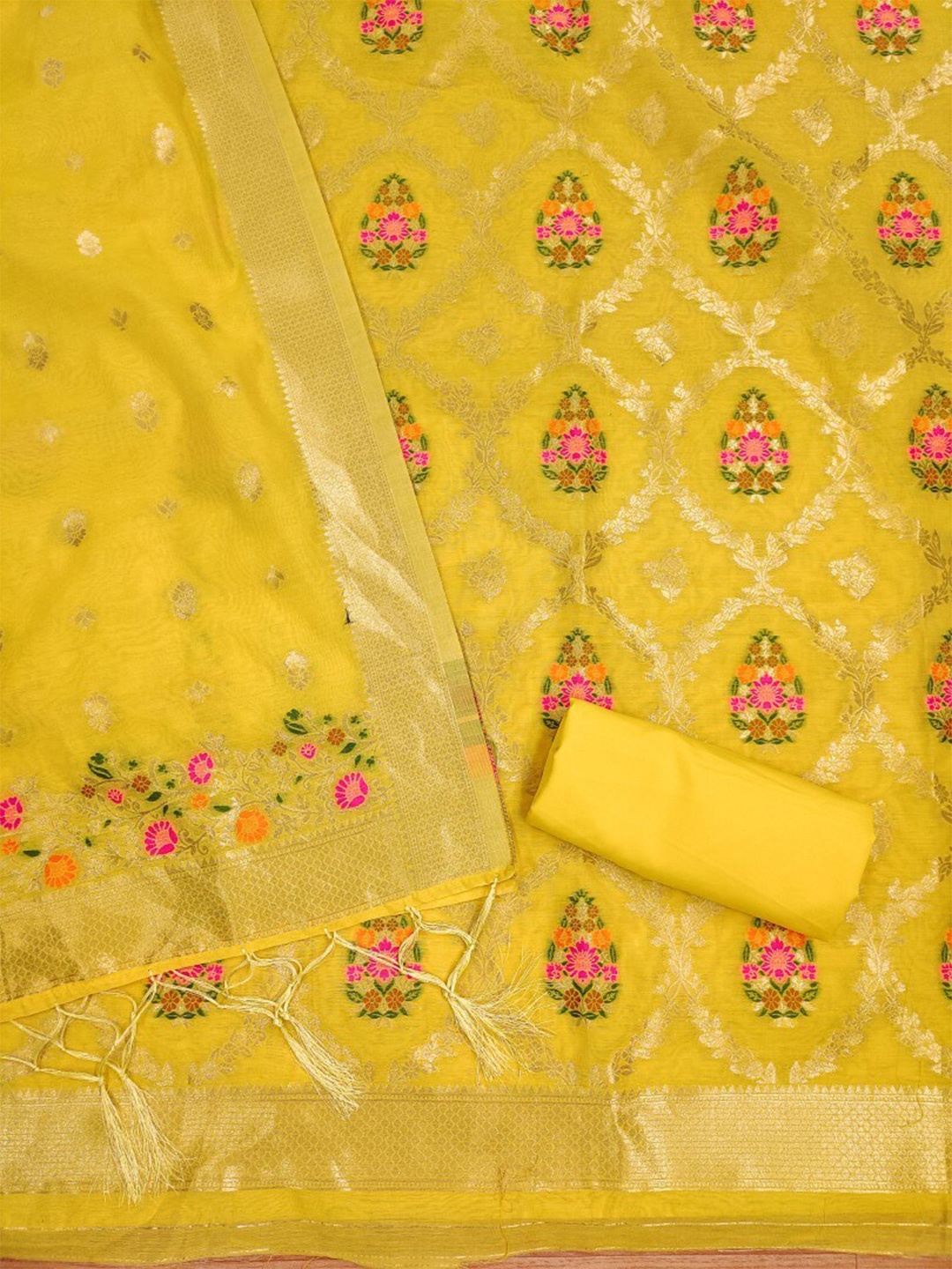 

KALINI Pure Silk Unstitched Dress Material, Yellow