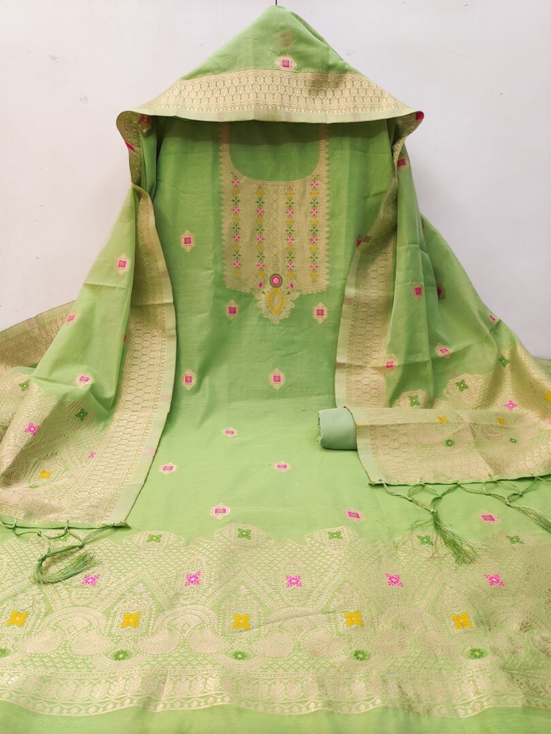 

KALINI Pure Silk Unstitched Dress Material, Lime green
