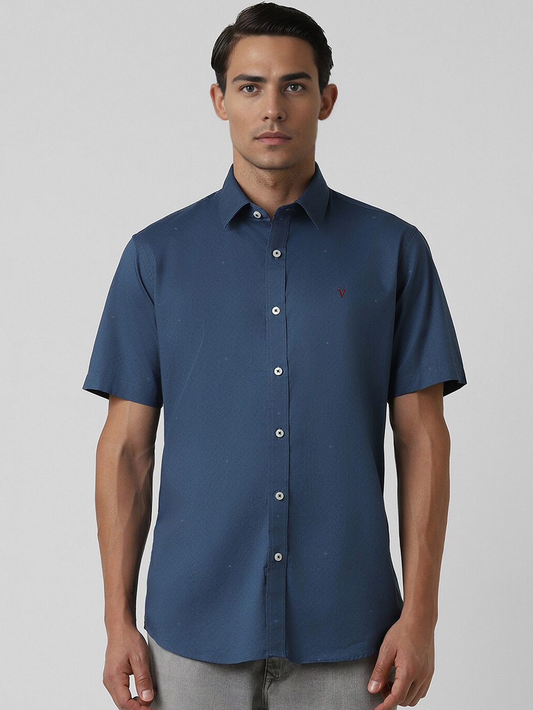 

Van Heusen Sport Slim Fit Half Sleeves Cotton Casual Shirt, Blue