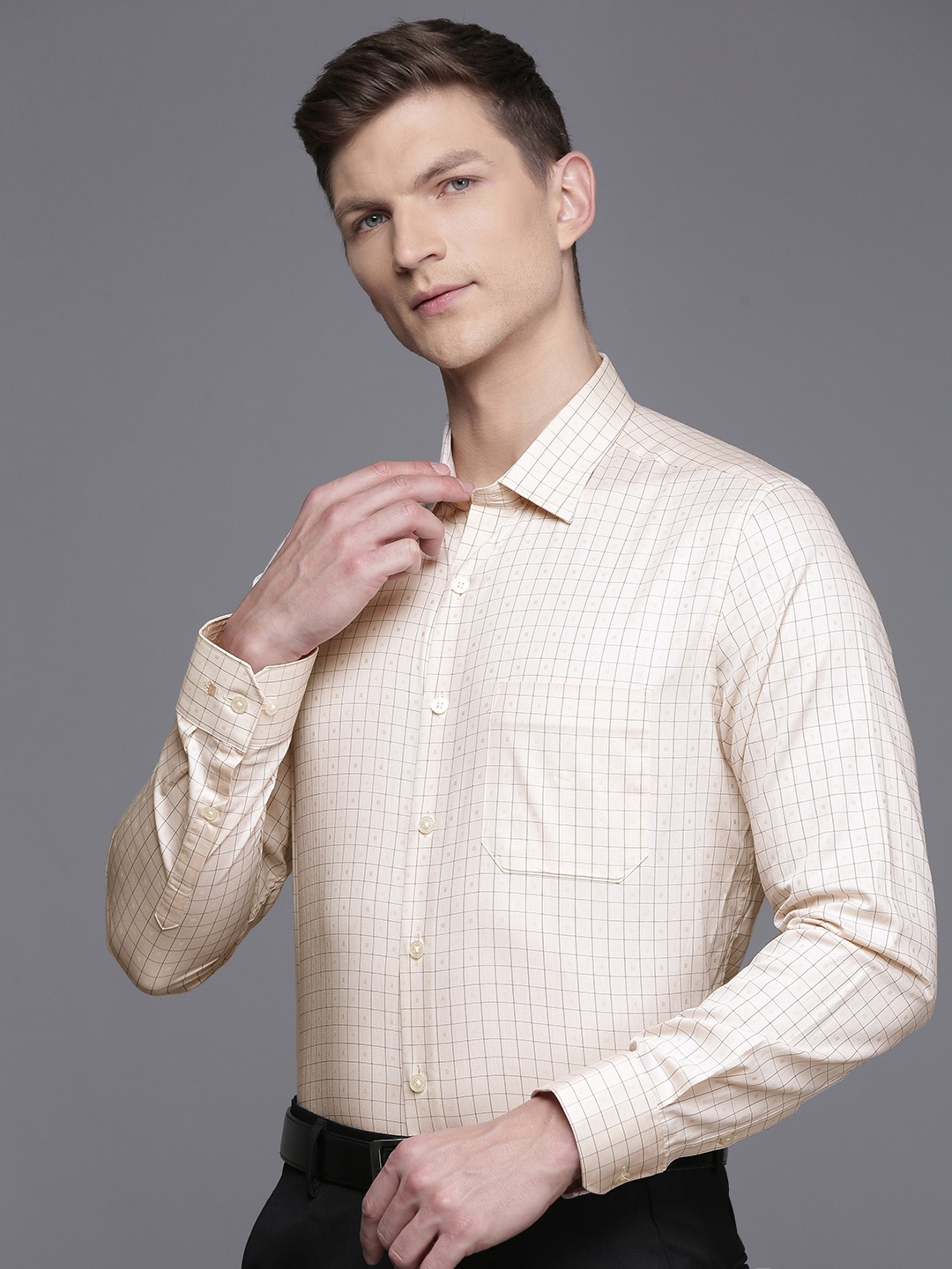 

Louis Philippe Pure Cotton Slim Fit Grid Tattersall Checked Formal Shirt, Cream