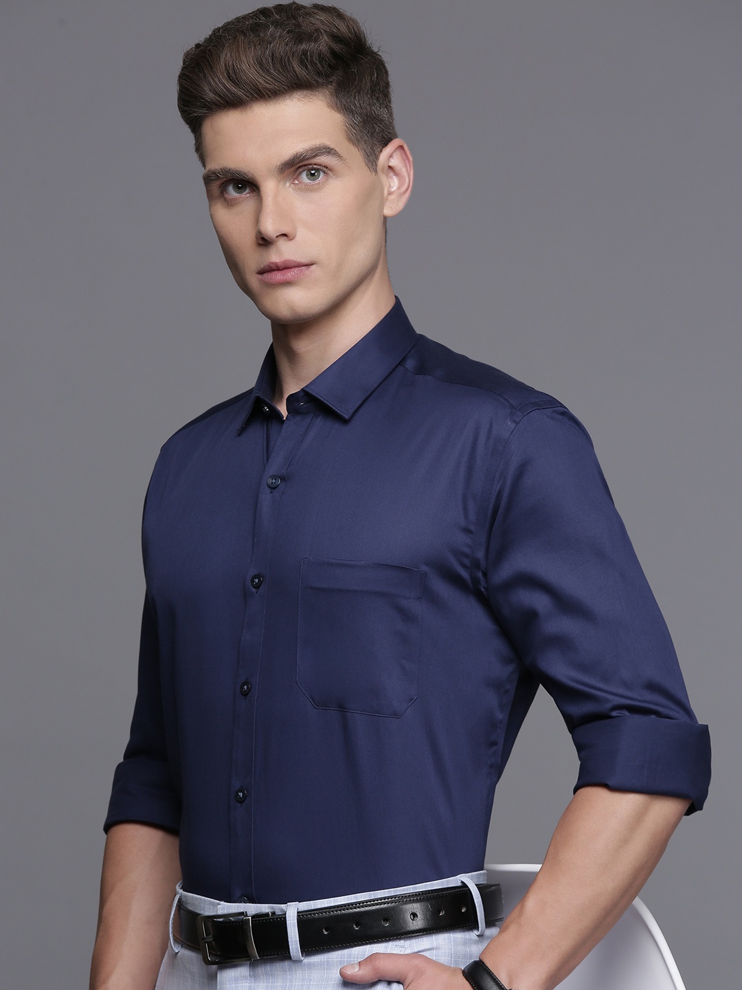 

Louis Philippe Slim Fit Formal Shirt, Navy blue