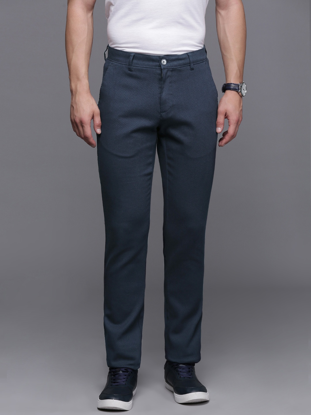

Louis Philippe Sport Men Textured Tapered Fit Smart Casual Trousers, Navy blue