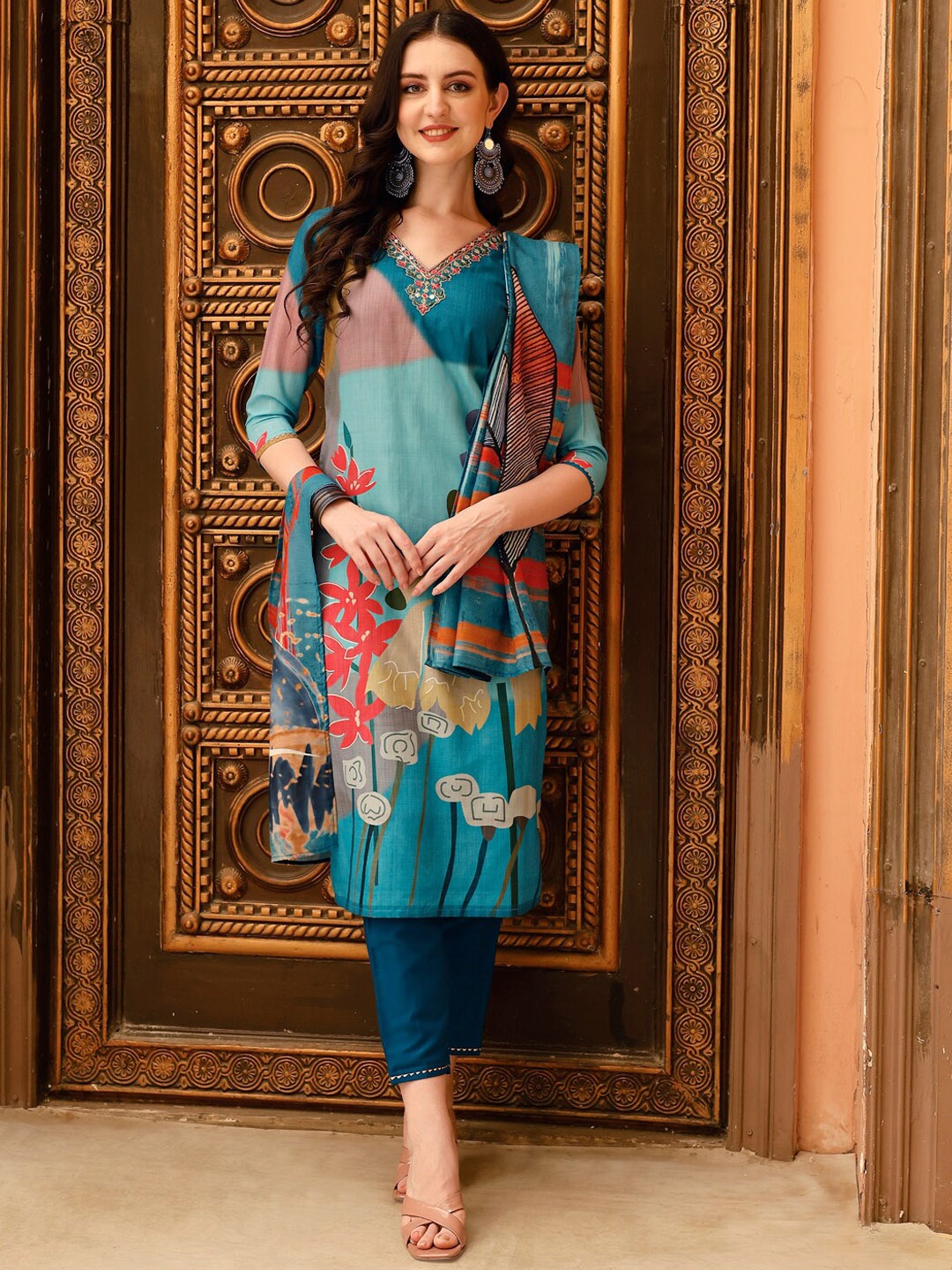 

KALINI Floral Printed Thread Work Kurta with Trousers & With Dupatta, Blue