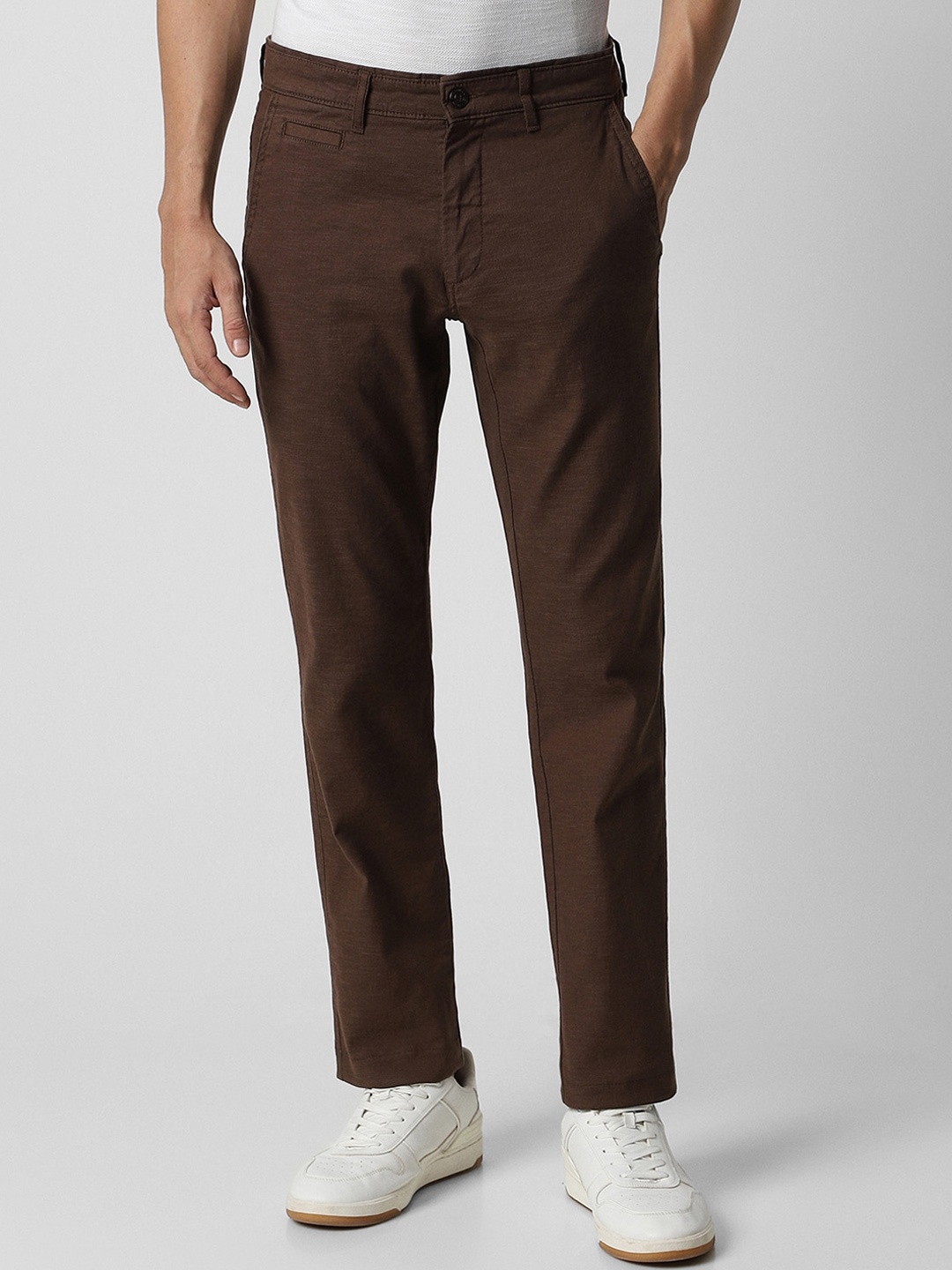 

Van Heusen Sport Men Slim Fit Fit Mid-Rise Trousers, Brown