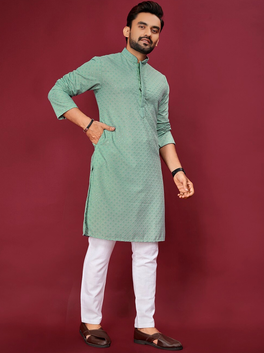 

BAESD Geometric Embroidered Mandarin Collar Long Sleeves Sequinned Silk Straight Kurta, Sea green
