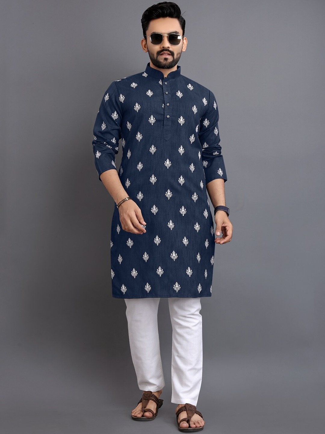 

BAESD Ethnic Motifs Woven Design Mandarin Collar Pure Cotton Straight Kurta, Navy blue