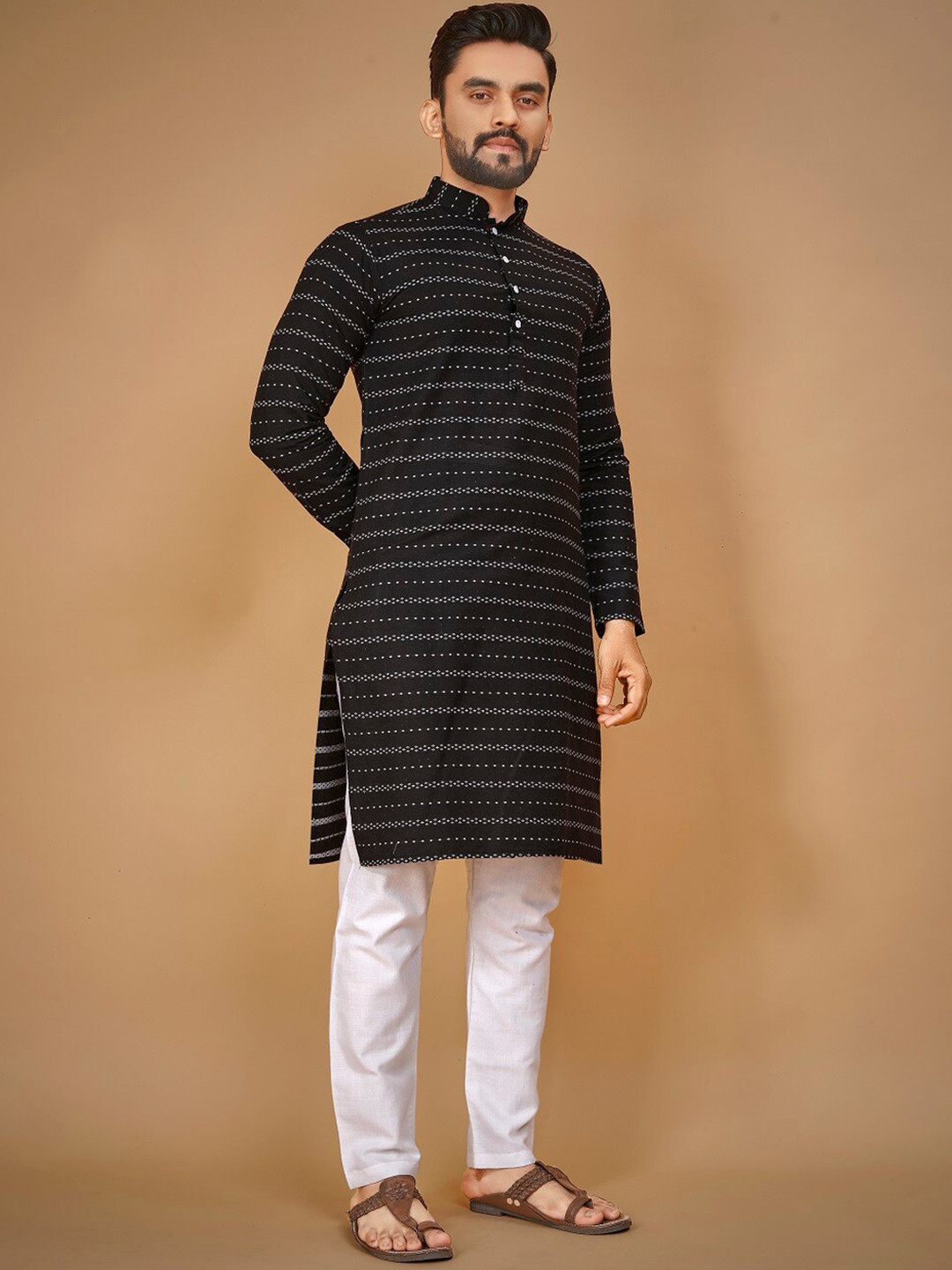 

BAESD Striped Mandarin Collar Long Sleeves Cotton Straight Kurta, Black