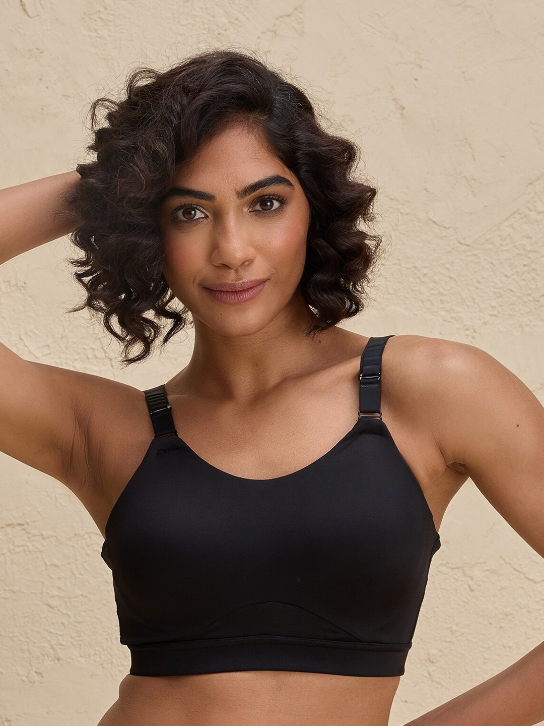 

Nykd By Nykaa Ultimate High Impact Multiway Adjustable Sports Bra -NYK908-Jet Black