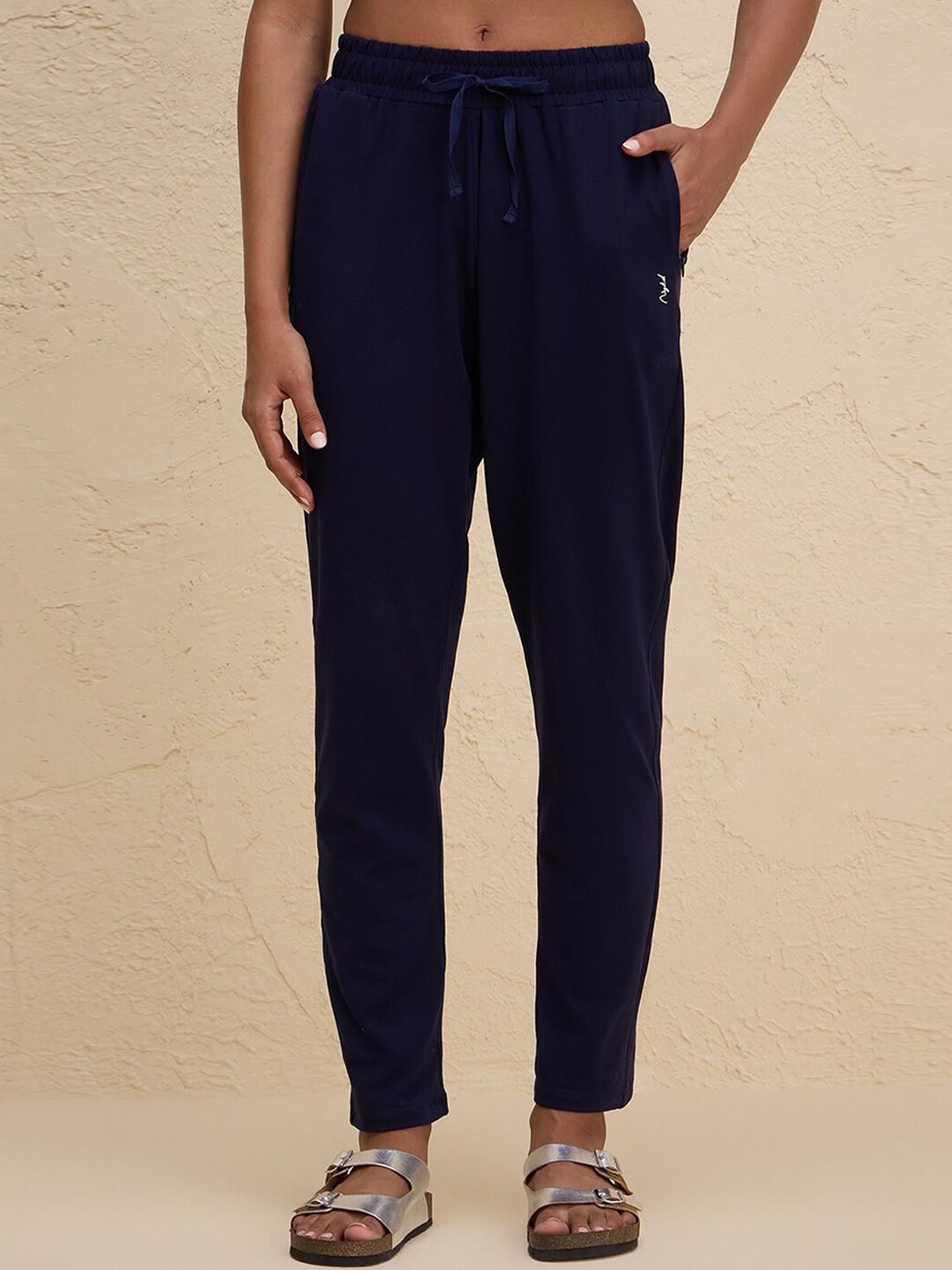 

Nykd By Nykaa All Day Cotton Comfort Pant with Zip Pockets, Navy blue