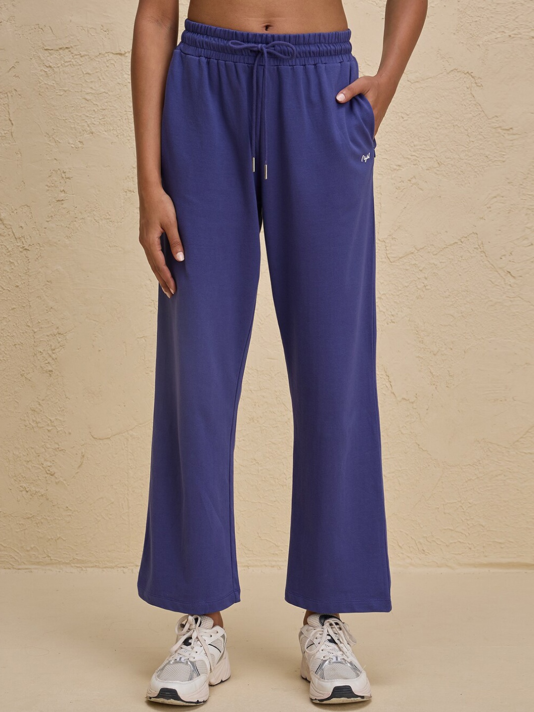 

Nykd By Nykaa Summer Essential Comfort Cotton Terry Lounge Pants, Blue