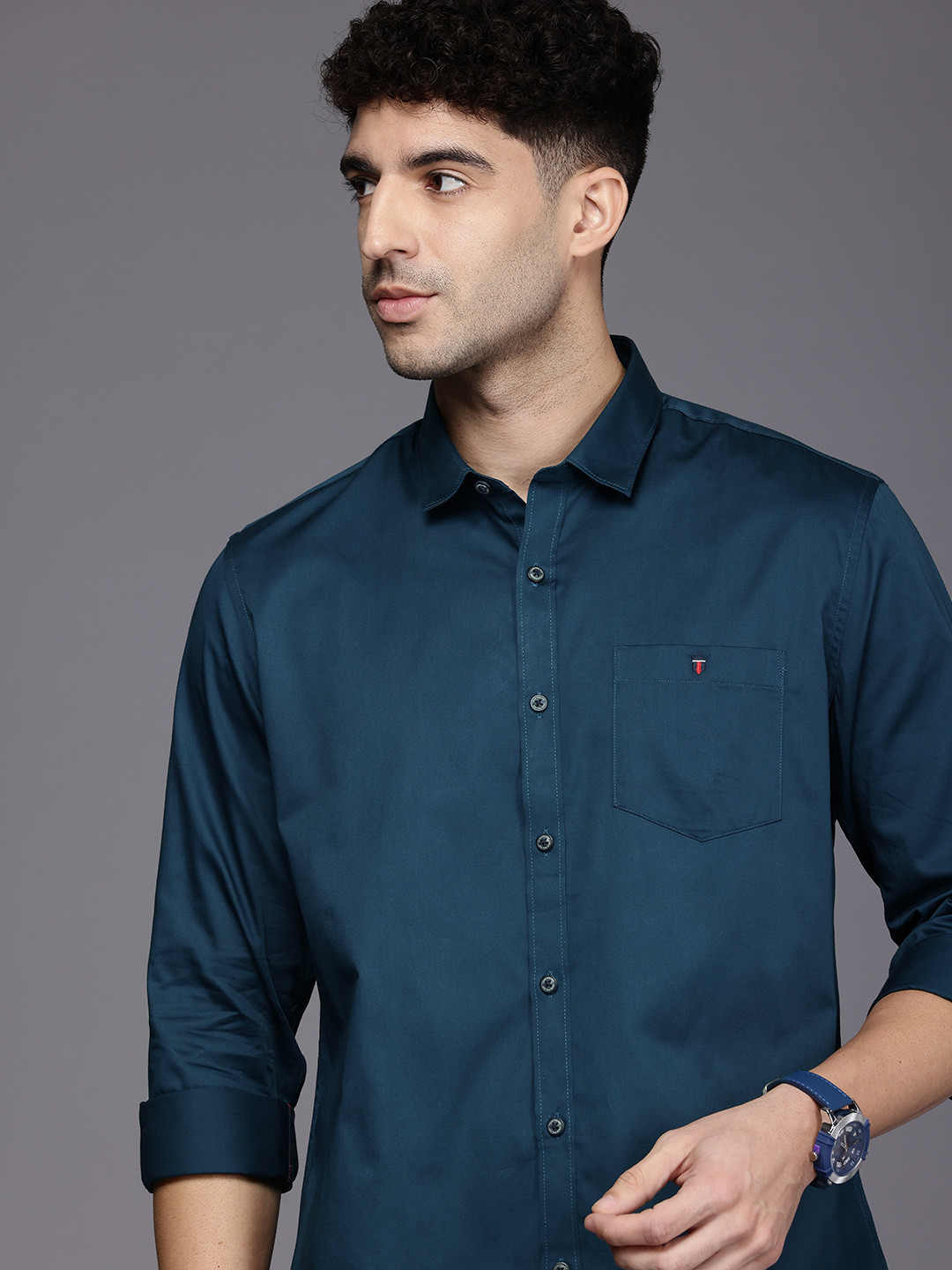 

Louis Philippe Jeans Slim Fit Pure Cotton Casual Shirt, Teal