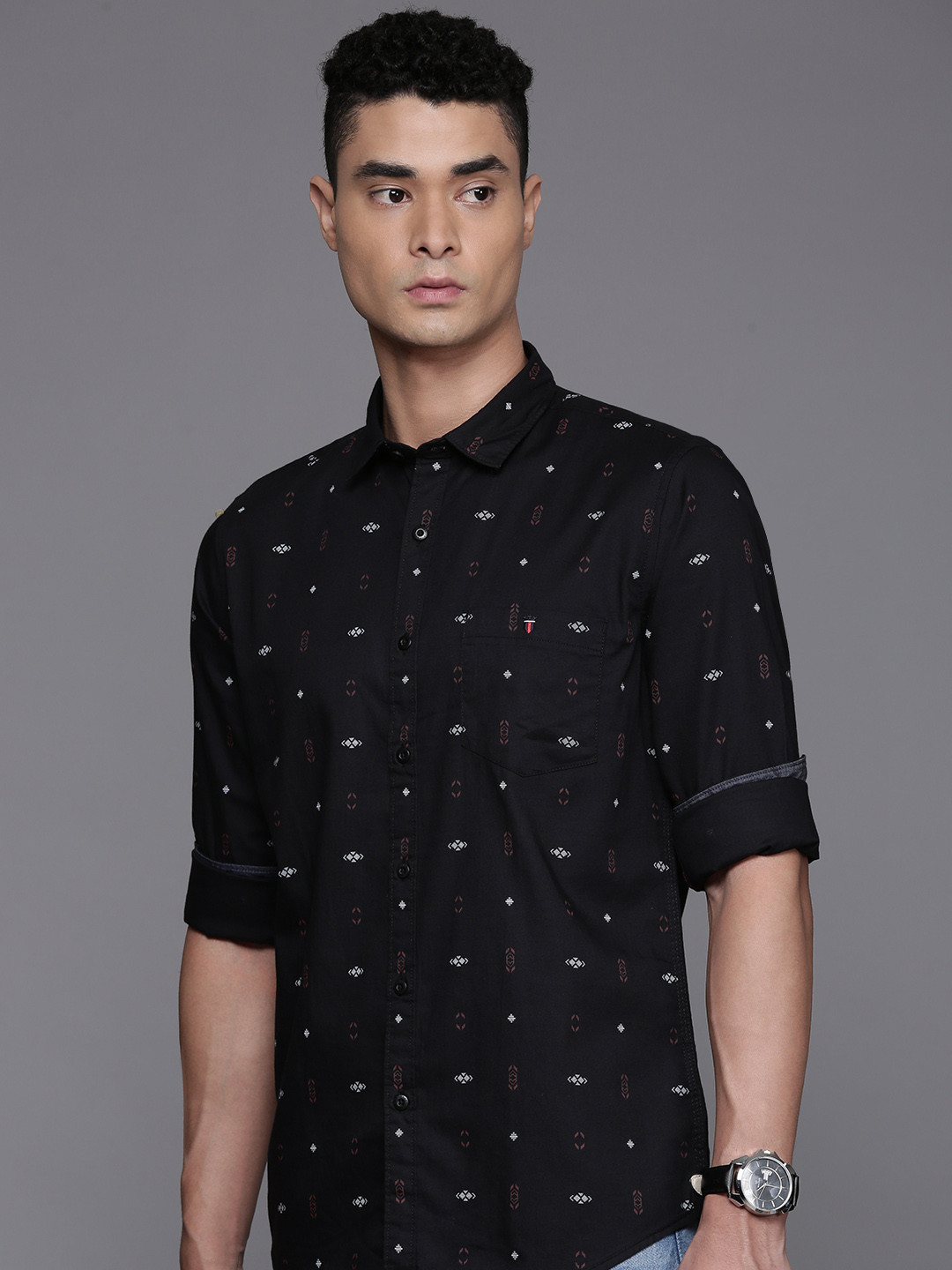

Louis Philippe Jeans Pure Cotton Super Slim Fit Opaque Printed Casual Shirt, Black