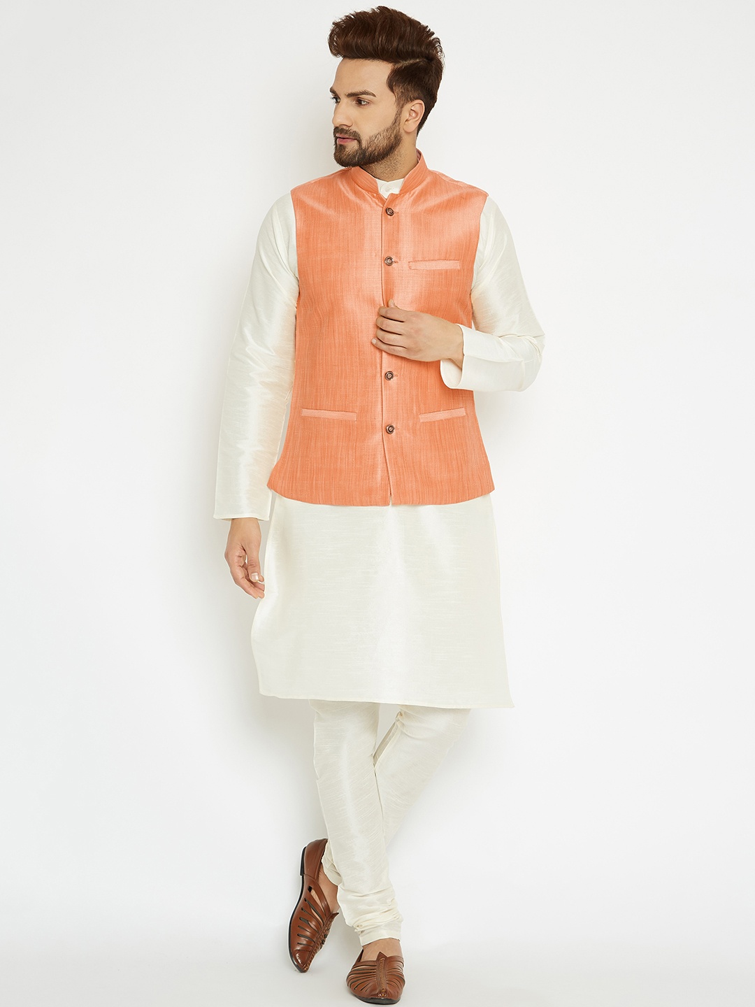 

SOJANYA Men Cream-Coloured & Peach-Coloured Solid Kurta with Pyjamas & Nehru Jacket