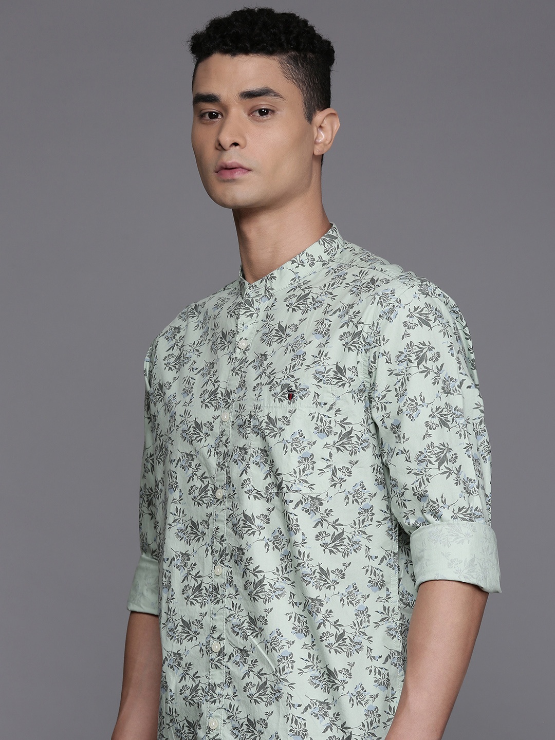 

Louis Philippe Jeans Slim Fit Floral Printed Pure Cotton Casual Shirt, Green