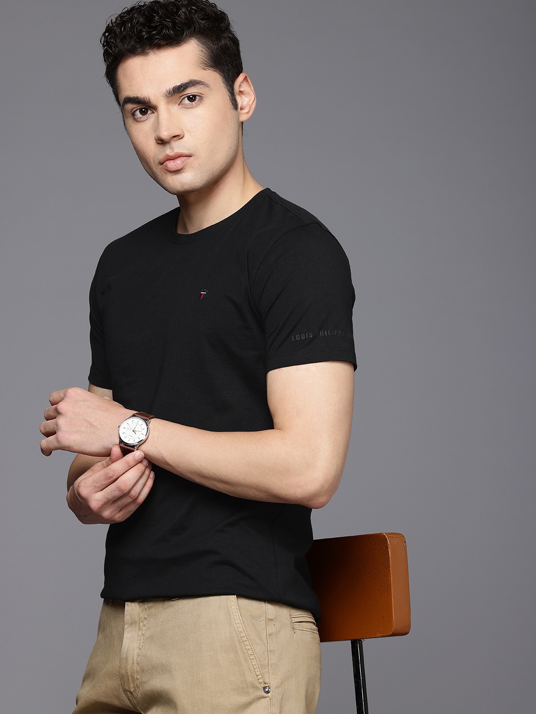 

Louis Philippe Jeans Pure Cotton Slim Fit T-shirt, Black