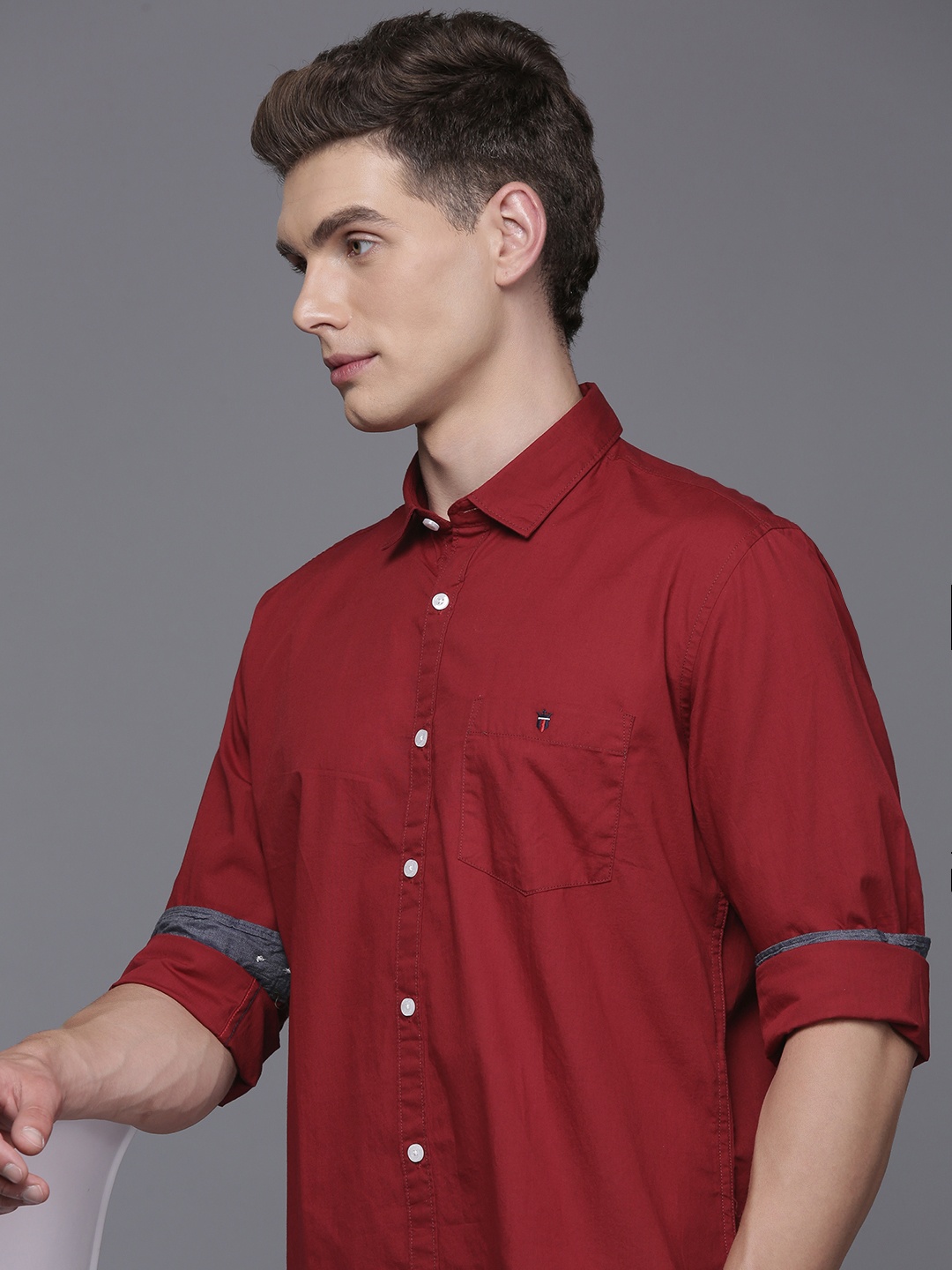 

Louis Philippe Jeans Pure Cotton Slim Fit Opaque Casual Shirt, Maroon