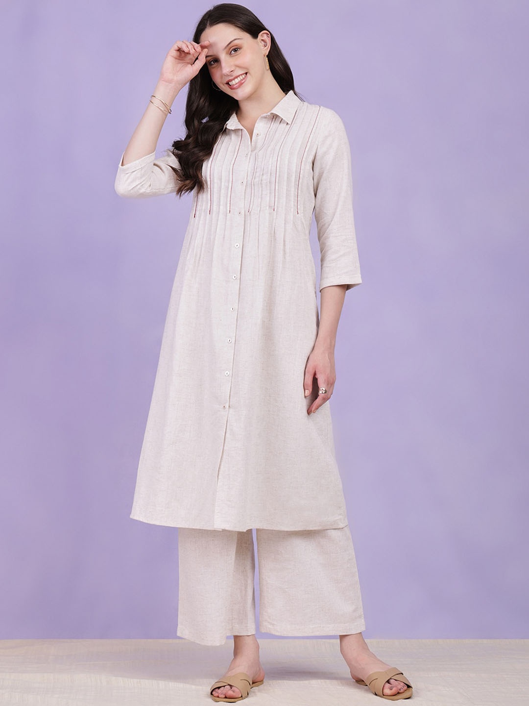 

Pink Fort Shirt Collar A Line Kurta with Trouser, Off white