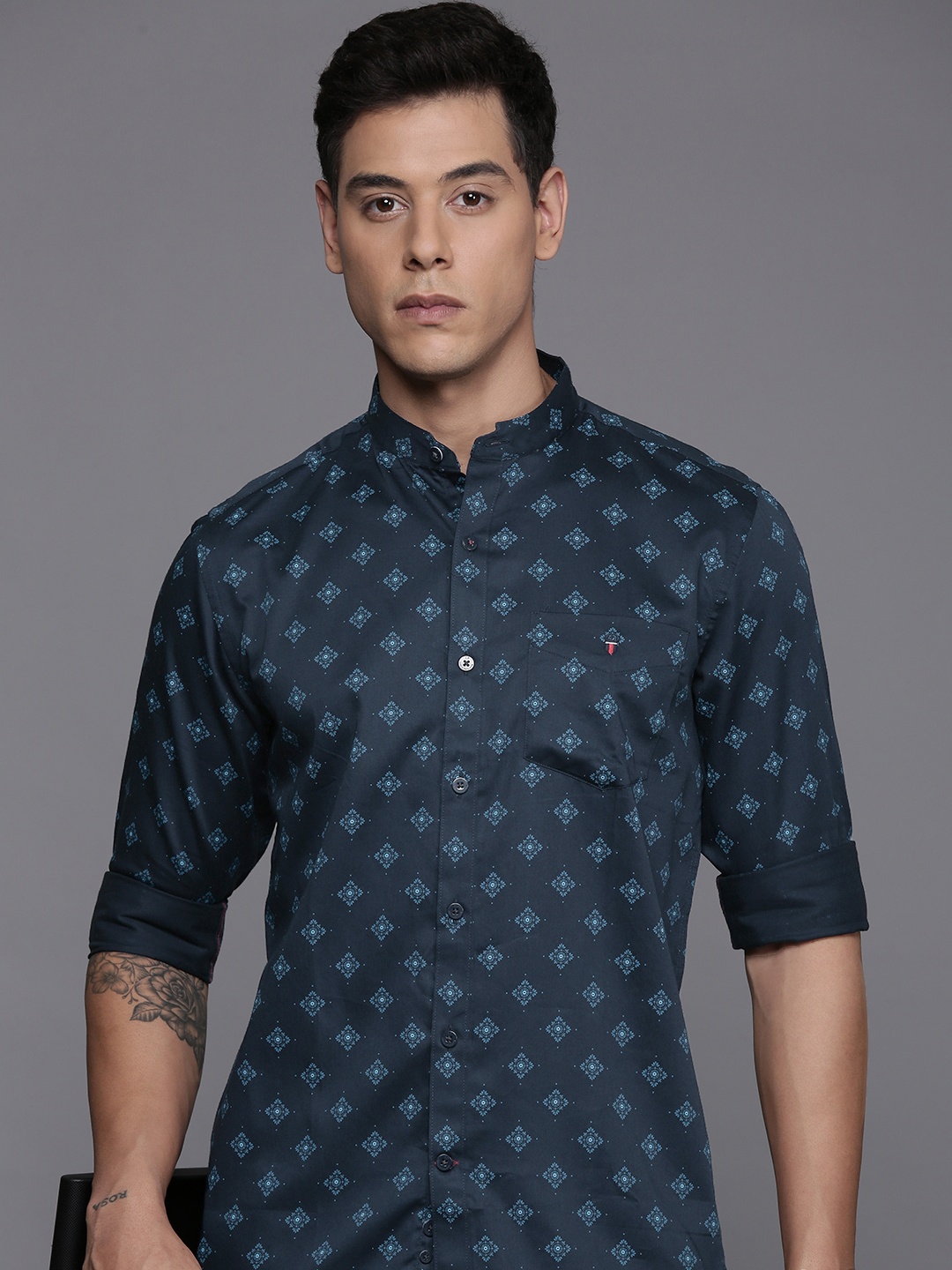 

Louis Philippe Sport Cotton Super Slim Fit Opaque Printed Casual Shirt, Blue