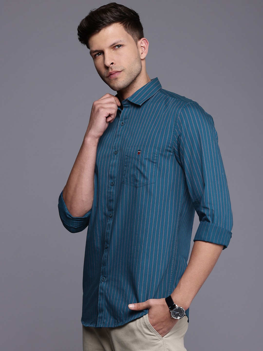 

Louis Philippe Sport Super Slim Fit Striped Pure Cotton Casual Shirt, Navy blue