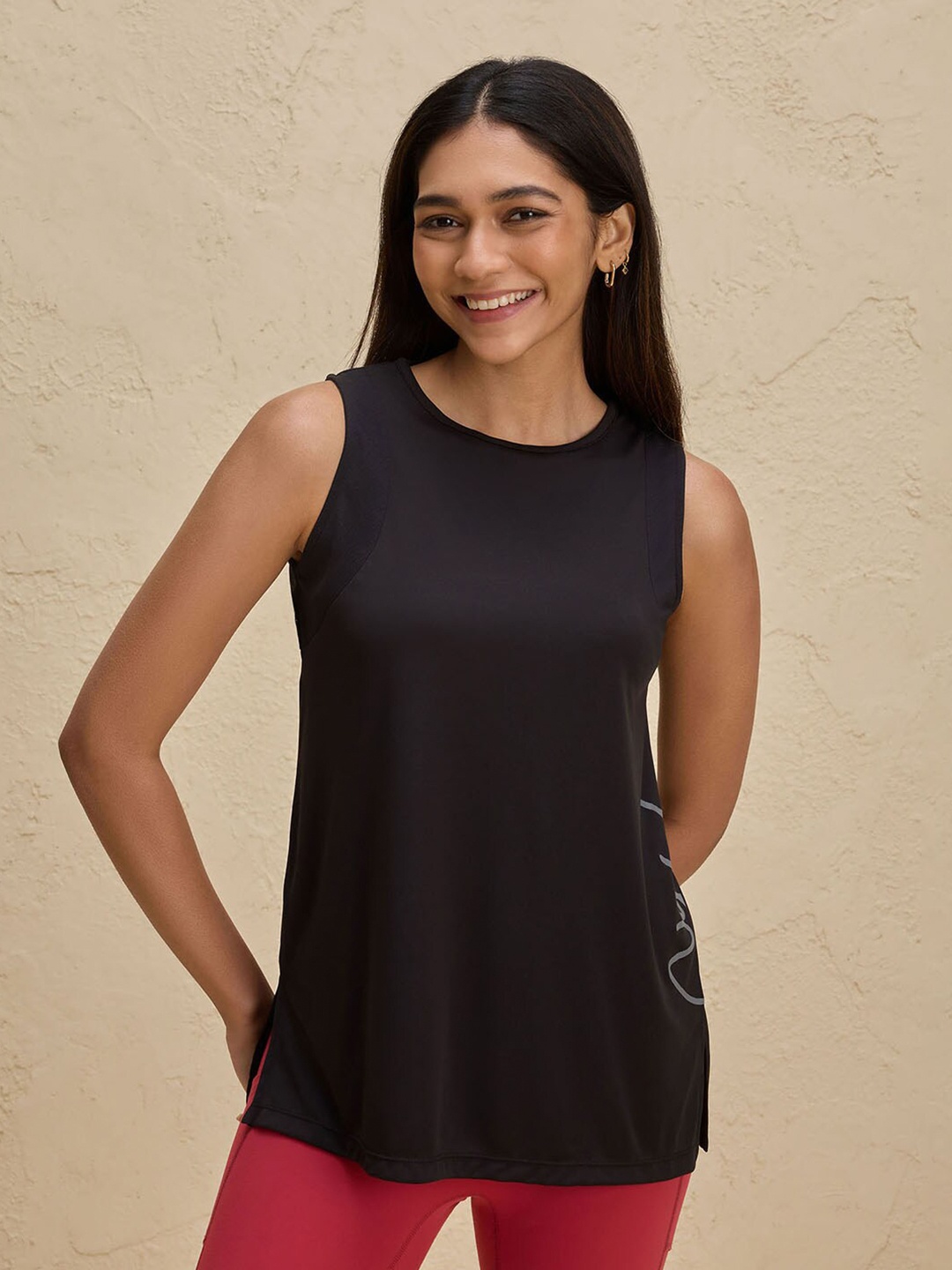 

Nykd By Nykaa Quick Dry Stylised Tank Top Longline, Black