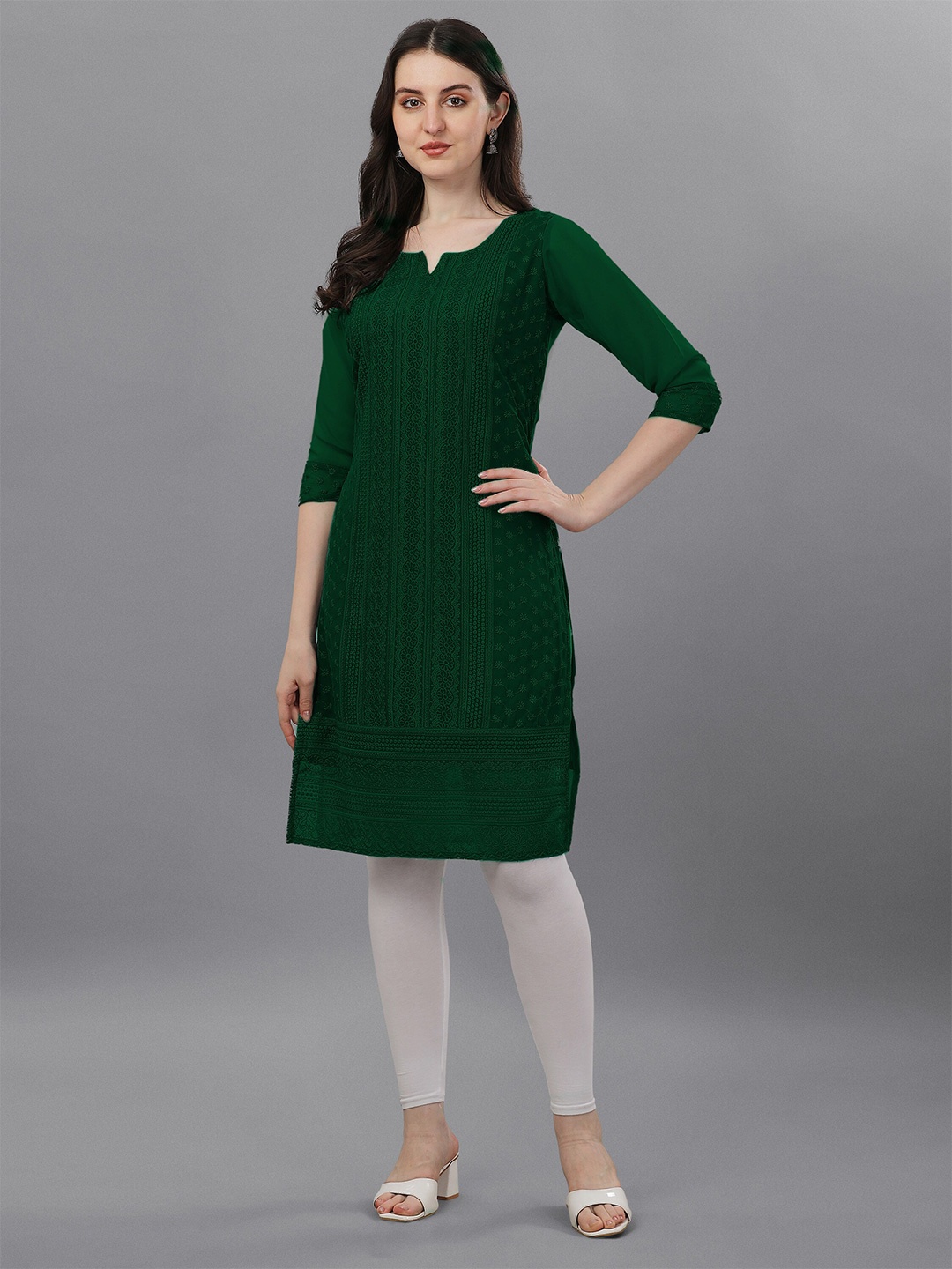 

Fashion2wear Floral Embroidered Chikankari Straight Kurta, Green