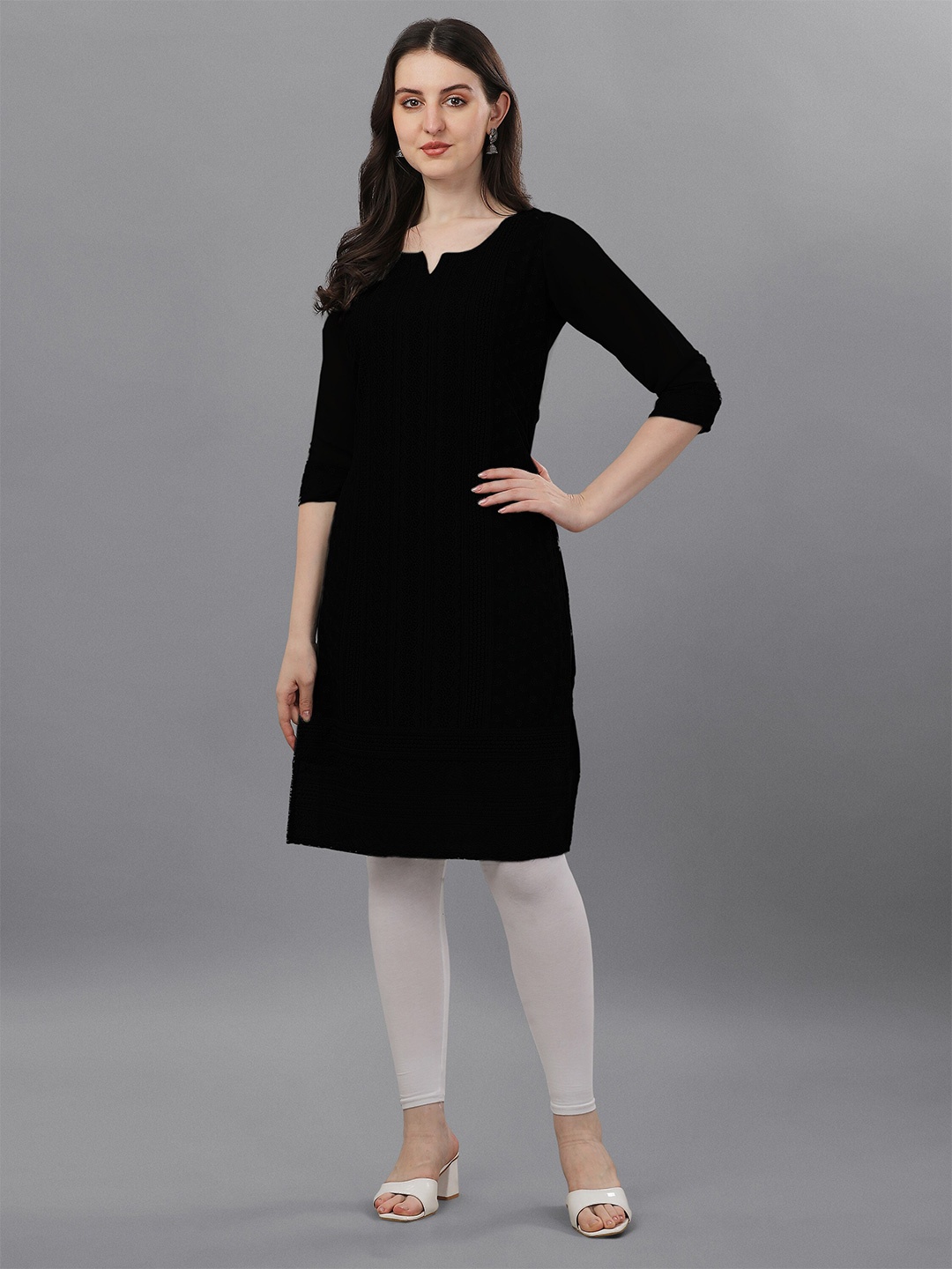 

Fashion2wear Floral Embroidered Chikankari Straight Kurta, Black