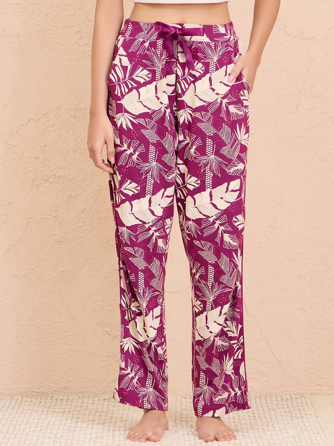 

Nykd By Nykaa Summer Essential Super Comfy Banana Leaf Cotton Modal Pajama, Purple