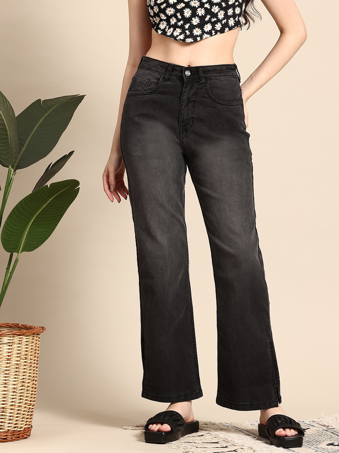 

Mast & Harbour Women Straight Fit High-Rise Light Fade Stretchable Jeans, Charcoal