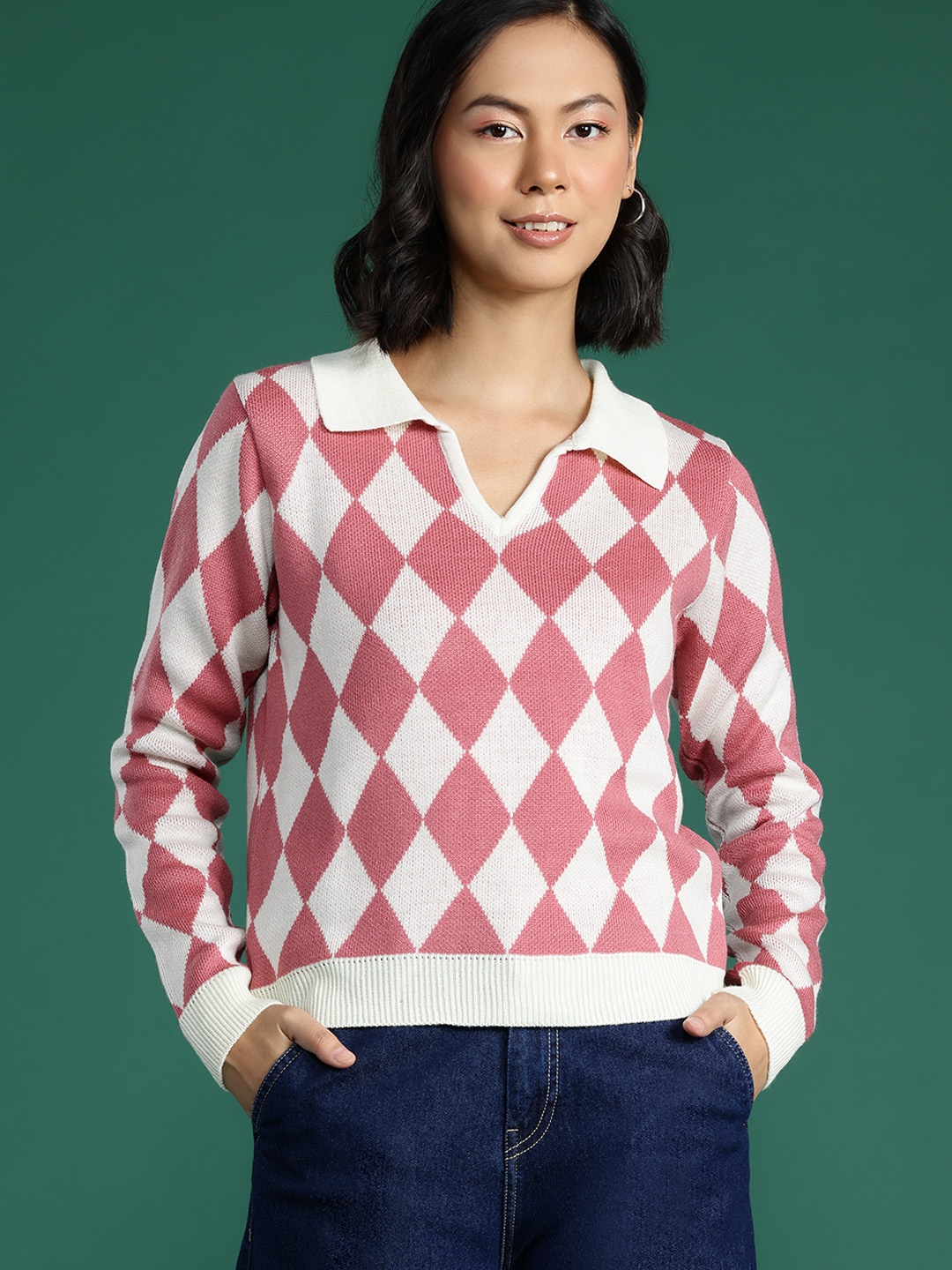 

DressBerry Checked Spread Collar Pullover, Pink