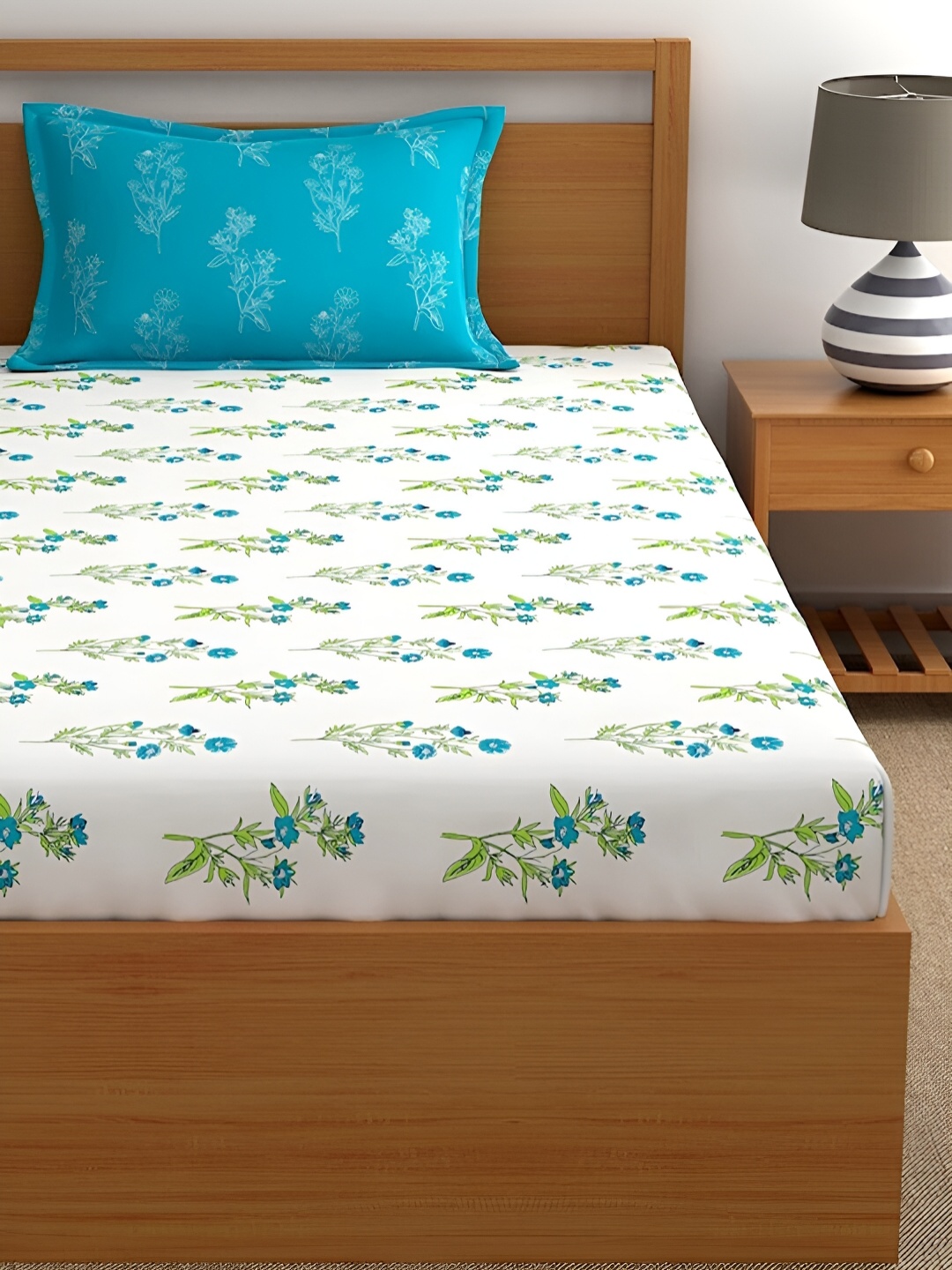 

Softwrap White & Blue Floral 150 TC Single Bedsheet with 1 Pillow Covers