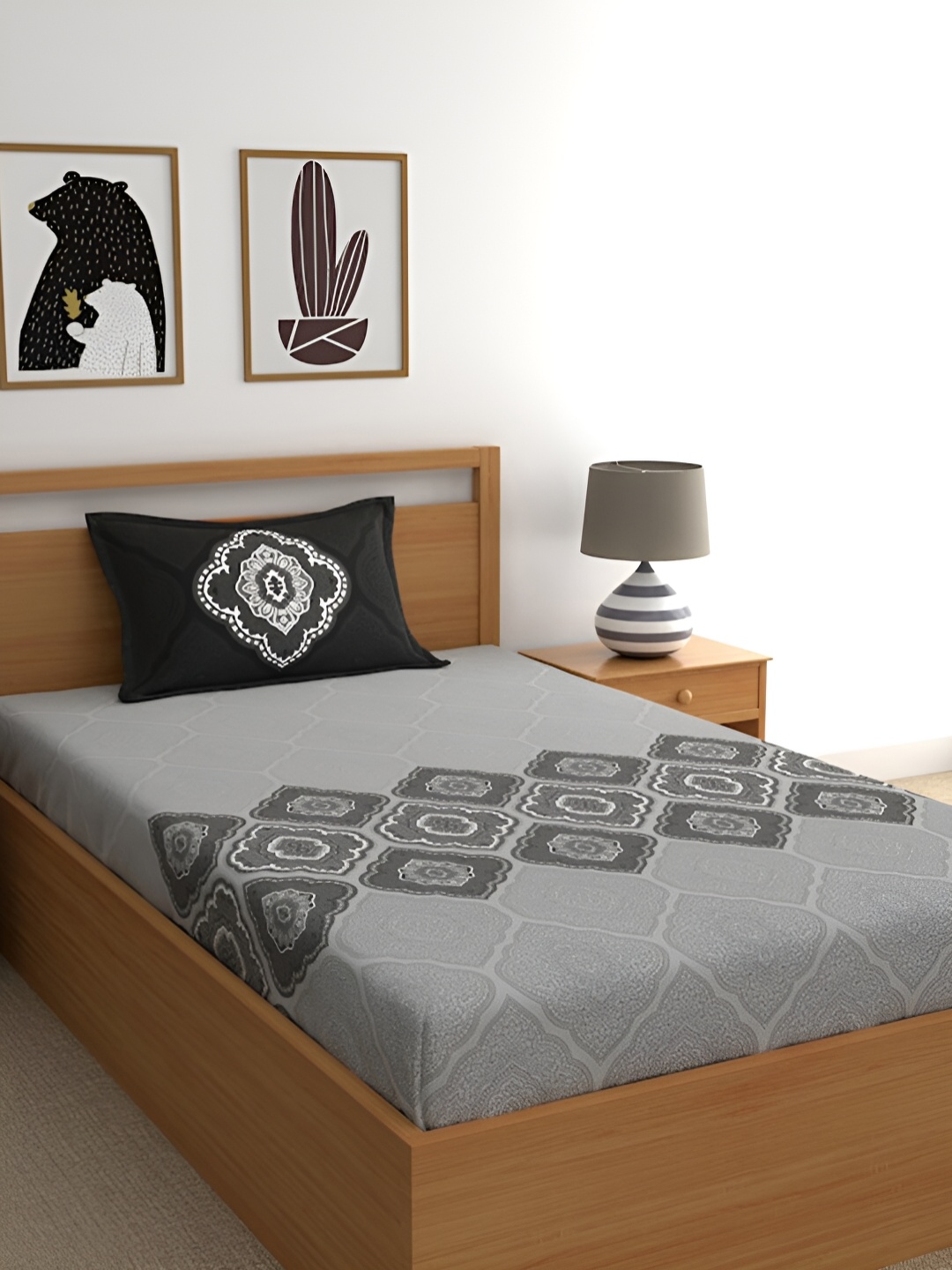 

Softwrap Grey & White Ethnic Motifs 150 TC Single Bedsheet with 1 Pillow Covers