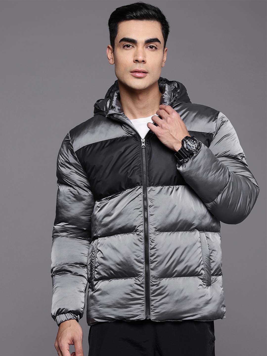 

HRX by Hrithik Roshan Rapid-Dry Colourblocked Outdoor Puffer Jacket, Grey