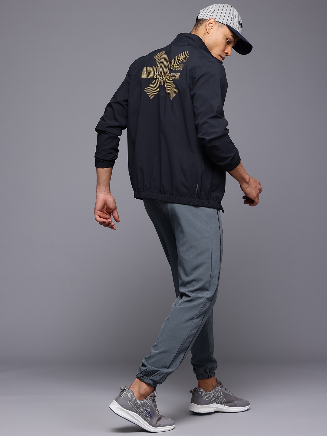 

HRX by Hrithik Roshan Printed Rapid-Dry Running Jacket, Navy blue