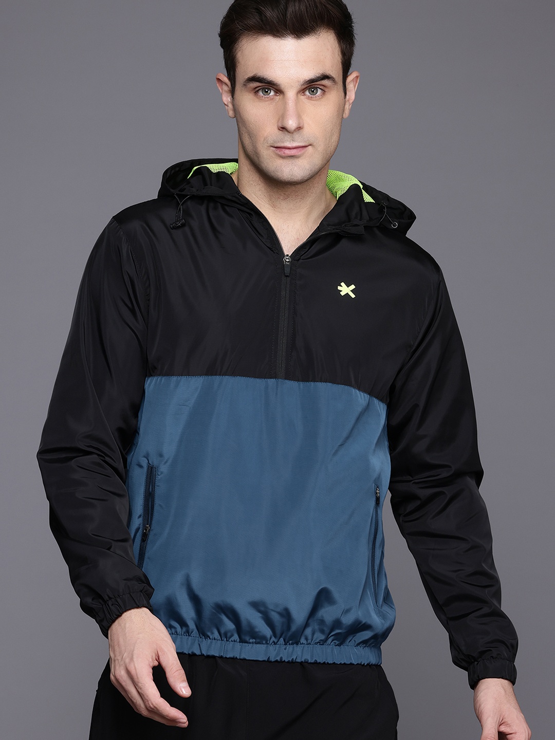 

HRX by Hrithik Roshan Colourblocked Tailored Jacket, Black