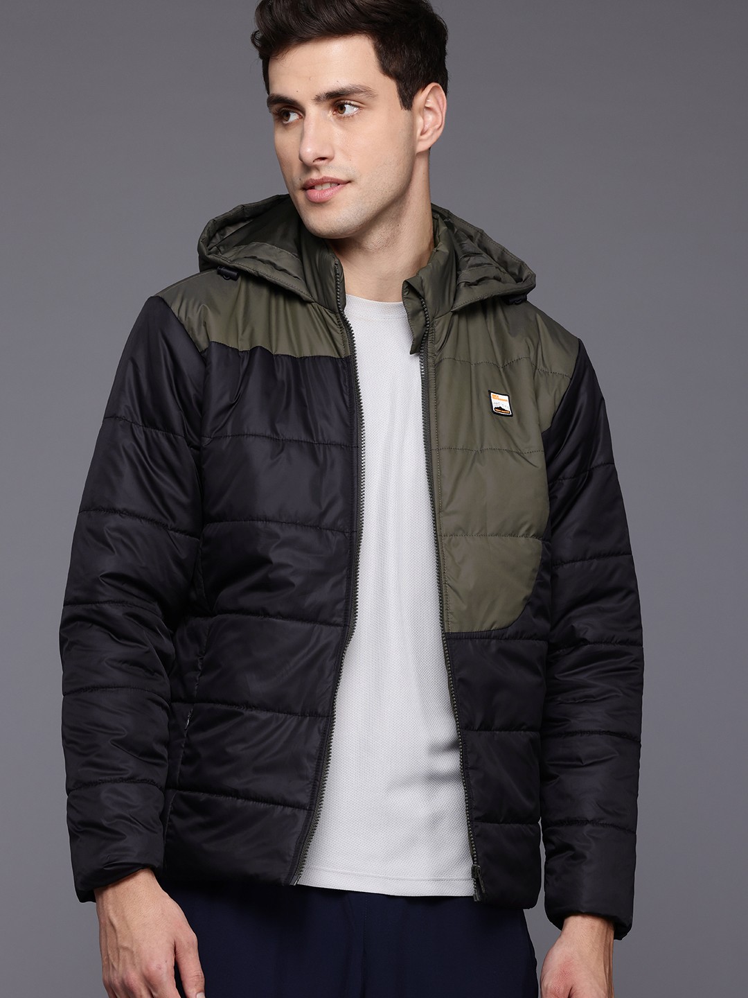 

HRX by Hrithik Roshan Colourblocked Outdoor Padded Jacket, Black