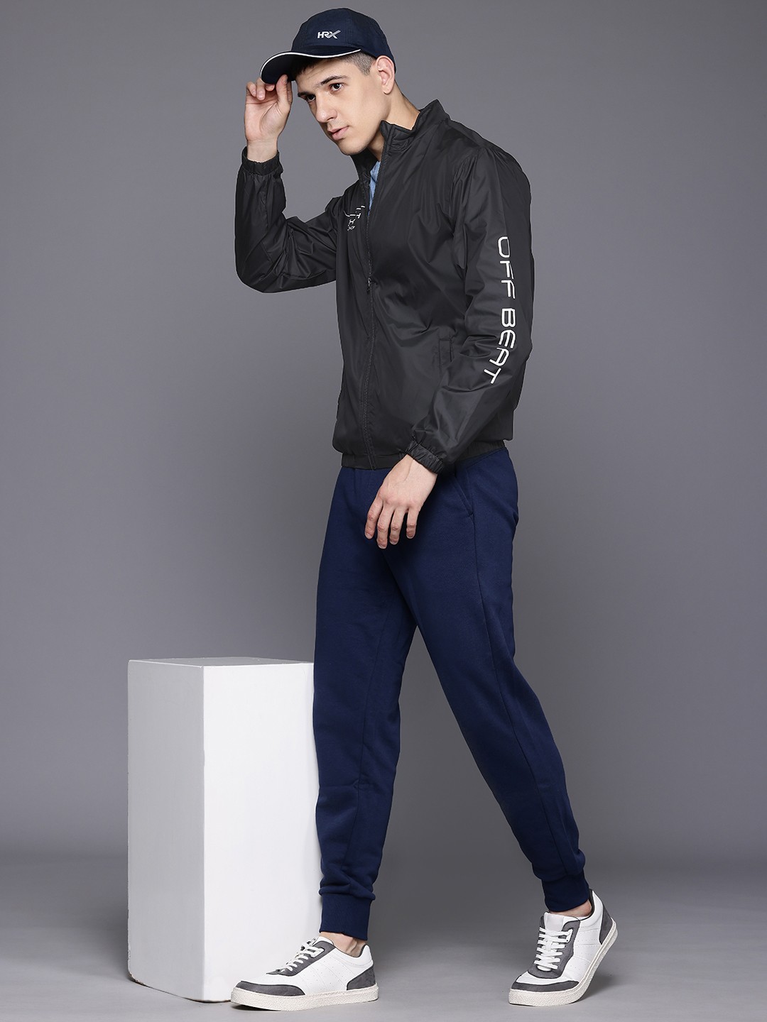 

HRX by Hrithik Roshan Rapid-Dry Lifestyle Jacket, Black