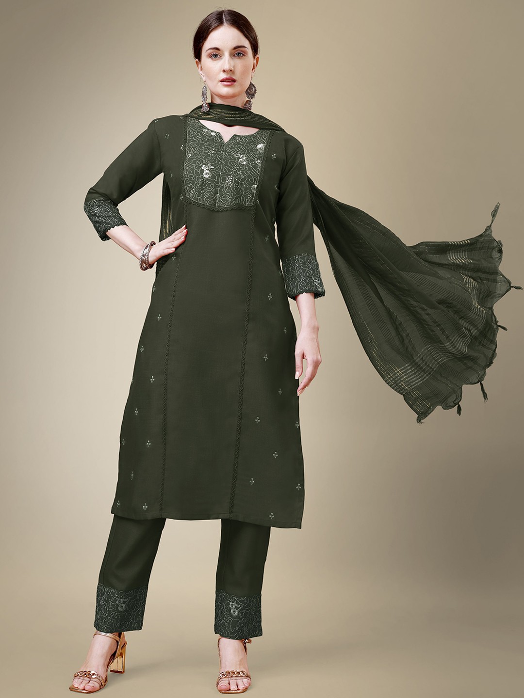 

BAPS Ethnic Motifs Embroidered Gotta Patti Pure Cotton Kurta With Trousers & Dupatta, Green