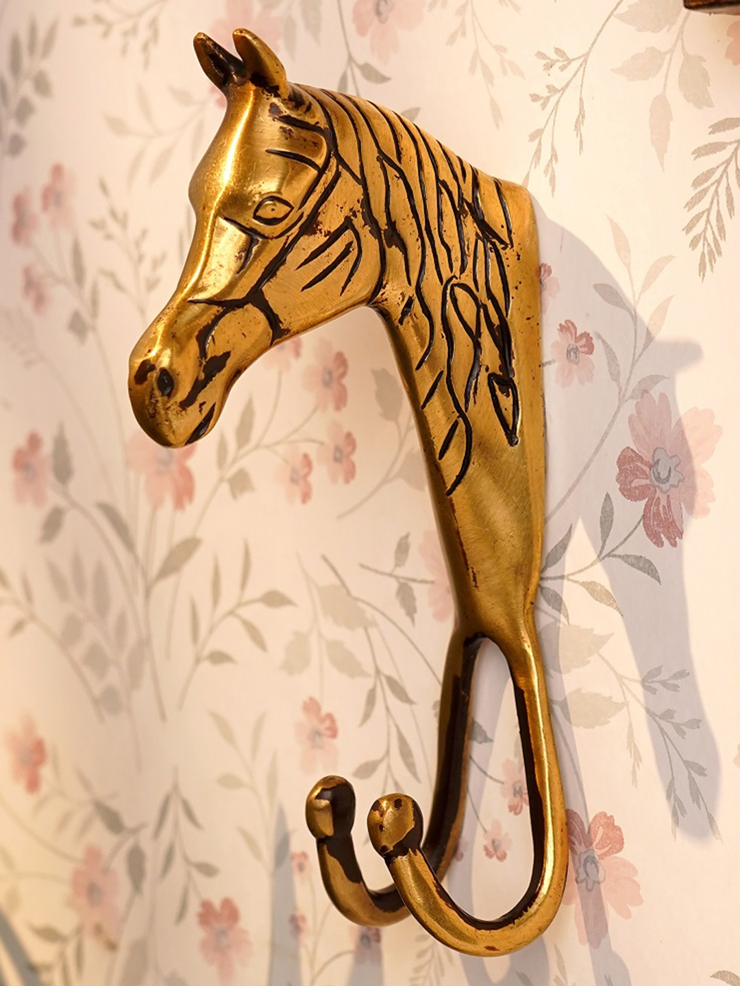 

Indianshelf Gold-Toned Zebra Head Patterned Brass Wall Hooks Key Holder