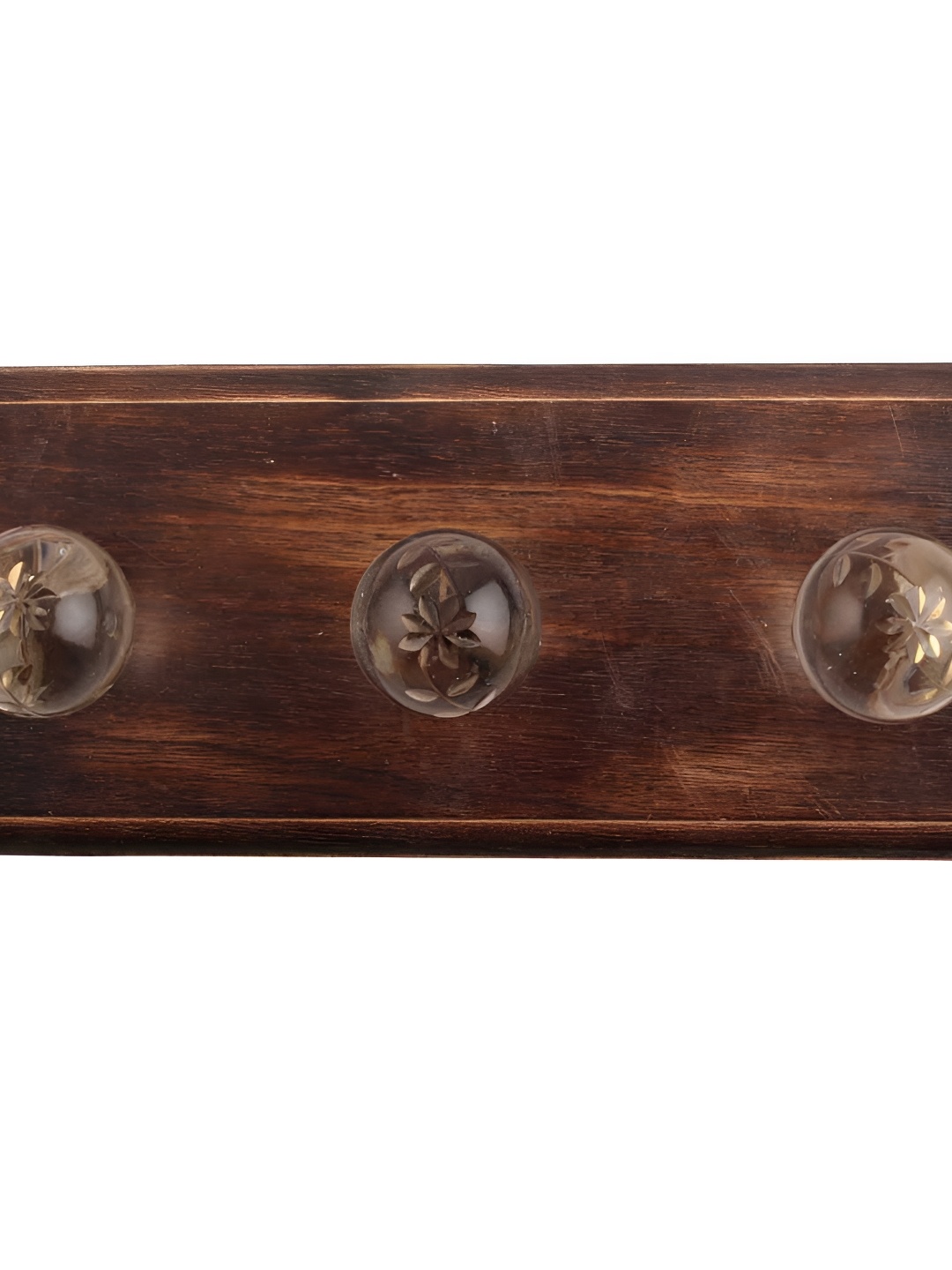 

Indianshelf Transparent & Brown Leaf Cut Wall Key Holder