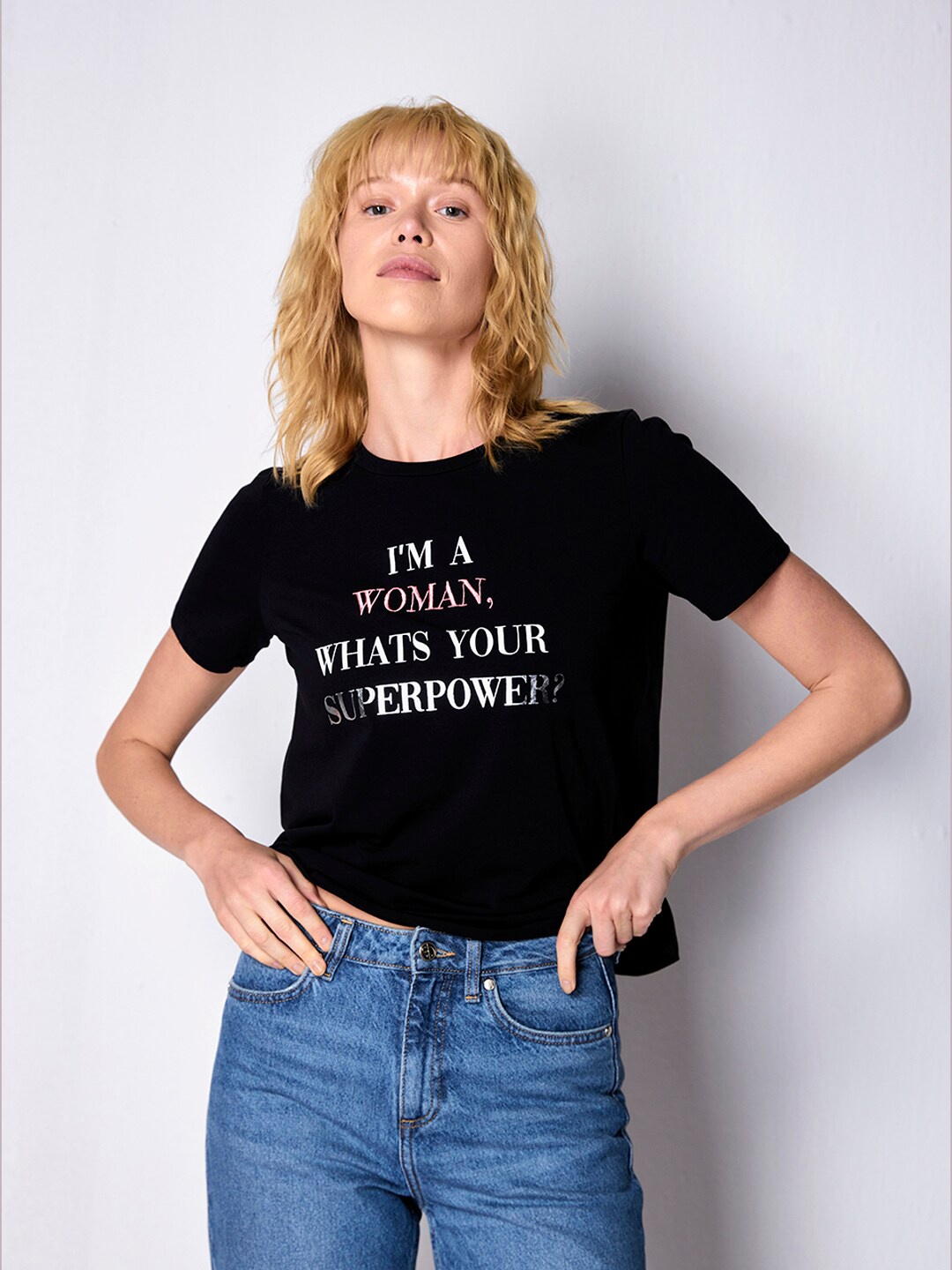

COVER STORY Black Typography Printed Round Neck T-shirt