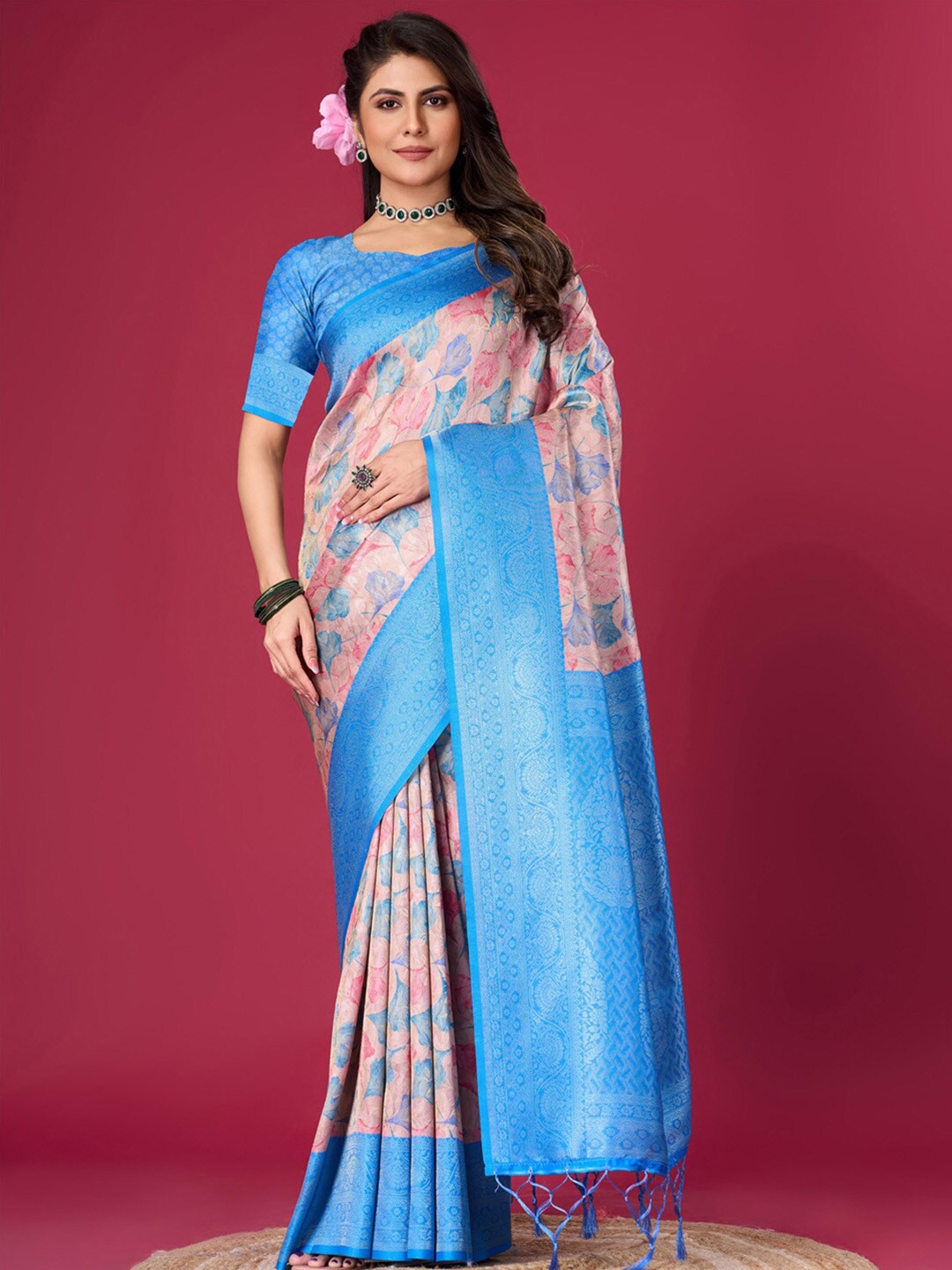 

Mitera Ethnic Motifs Banarasi Zari Saree, Beige