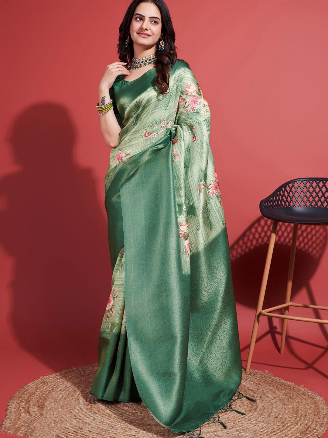 

Mitera Floral Printed Zari Banarasi Saree, Green