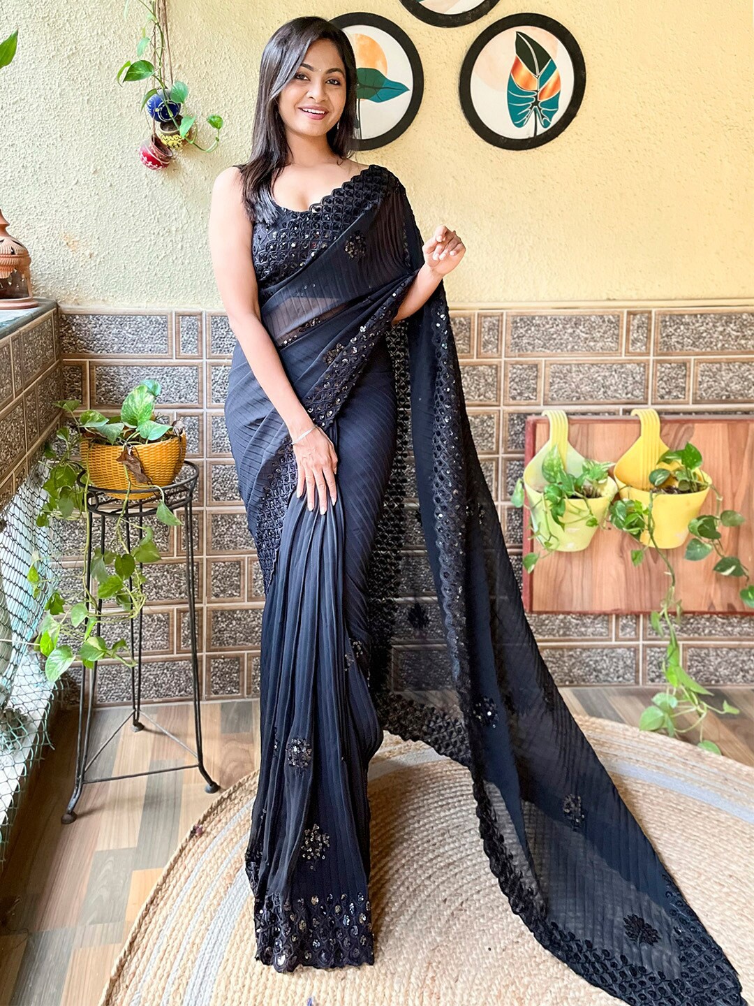 

Mitera Embellished Sequinned Poly Georgette Designer Saree, Black