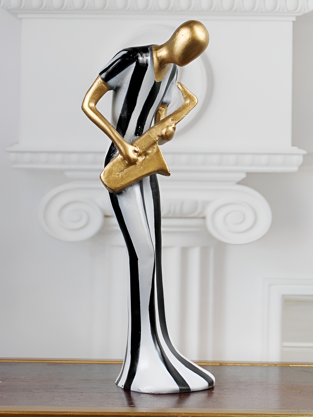 

THE WHITE INK DECOR Black & White Figurine Showpiece