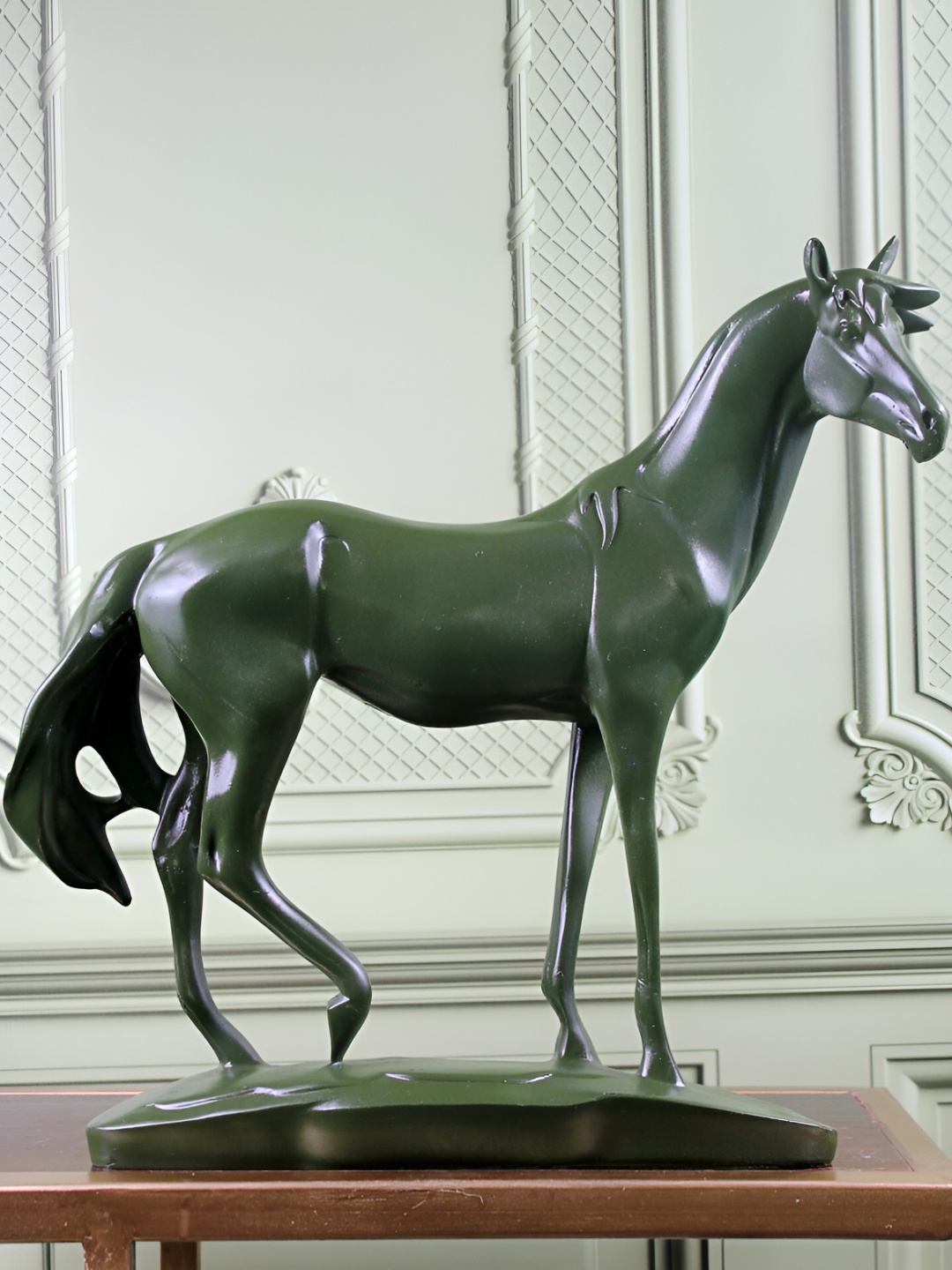 THE WHITE INK DECOR Green Figurine Showpiece