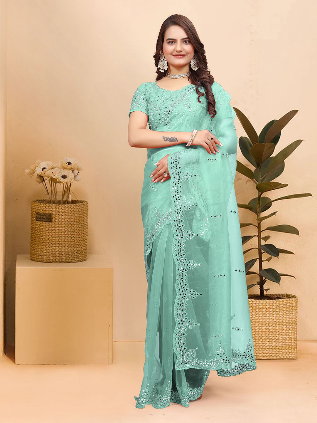 

Celeb Styles Ethnic Motifs Embroidered Saree, Turquoise blue